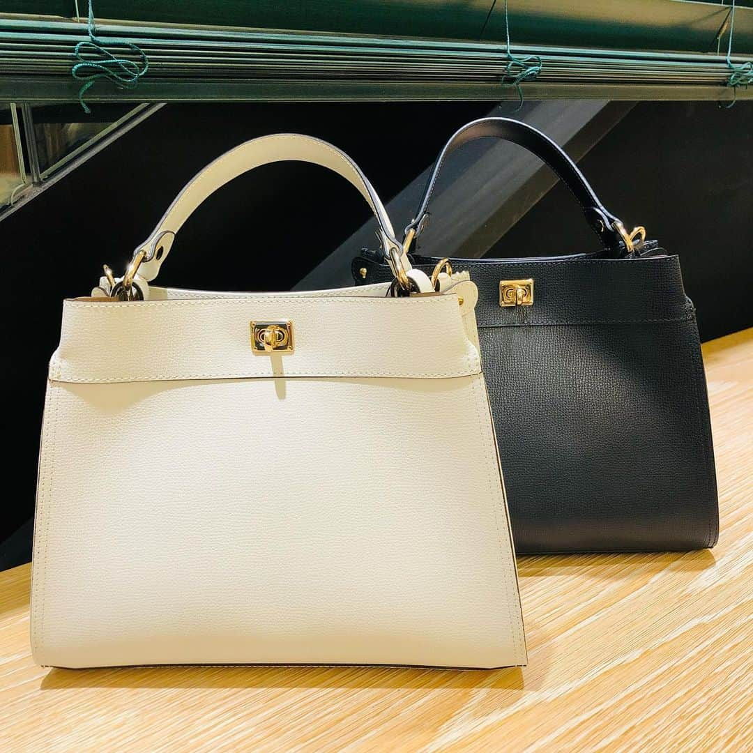 ビームス金沢のインスタグラム：「程よい大きさで使い勝手の良いワンハンドルバッグ👜  price¥24,000+tax  #BEAMS#DemiLuxeBEAMS#ATouchofLuxe#ishikawa#kanazawa#japan#beams金沢#ootd#デミルクスビームス#石川#金沢#日本#ビームス金沢 #beams」