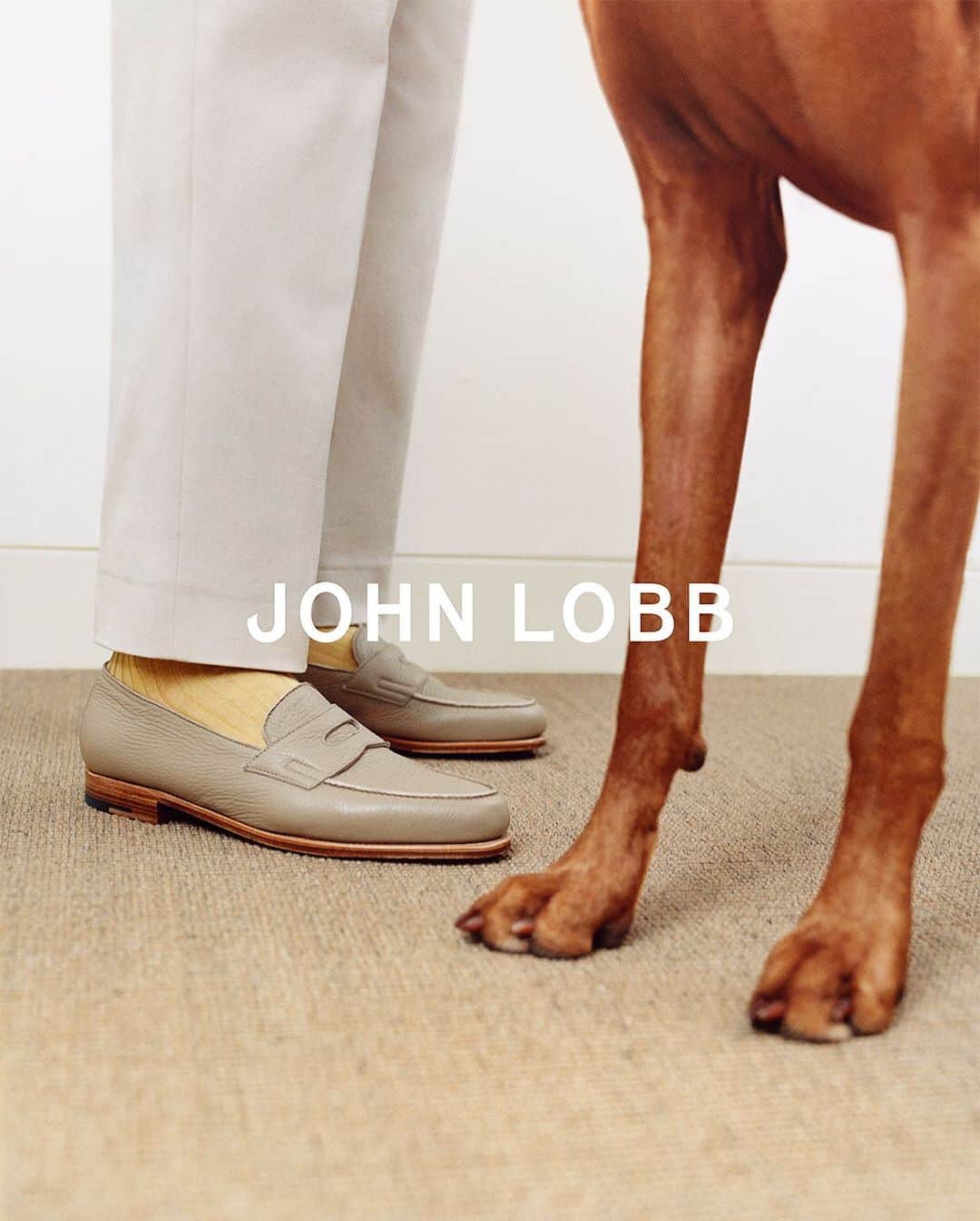 ジョンロブのインスタグラム：「Playful, with lightness underlining the collection, our latest campaign features new styles for Spring  Summer 2021, including the fully unlined Lopez loafer in supple deer skin grain leather. . Lensed by @kuba_ryniewicz  Styling @jodieabarnes  @holmesproduction @toto_vivian」