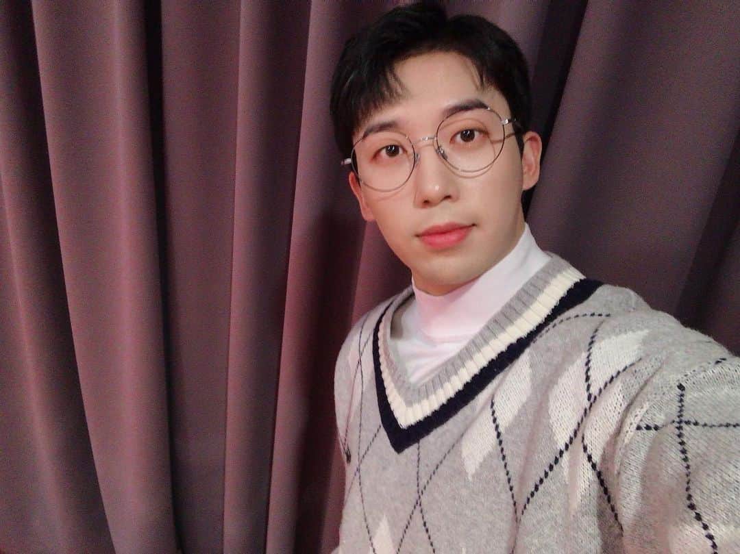 フンのインスタグラム：「#kissme #ukiss #iwish #도티의오구오구 화이티잉!!!>_<😆」