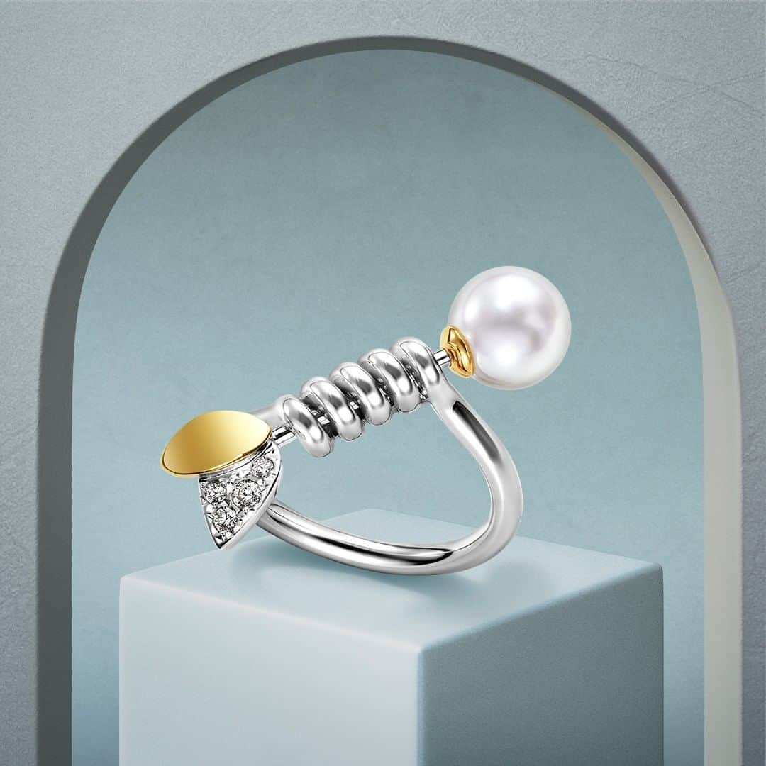 TASAKIさんのインスタグラム写真 - (TASAKIInstagram)「This new M/G TASAKI ‘FLORET’ ring features a vibrant design resembling a shimmering vine that grows toward an adorable floret. A single pearl radiates at one end of a beautiful organic curve, and yellow gold and diamonds burst out in a sparkle at the other end. #TASAKI #MGTASAKI #FLORET #TASAKIpearl #pearl #TASAKIdiamond #diamond #ring」2月3日 18時00分 - tasaki_intl