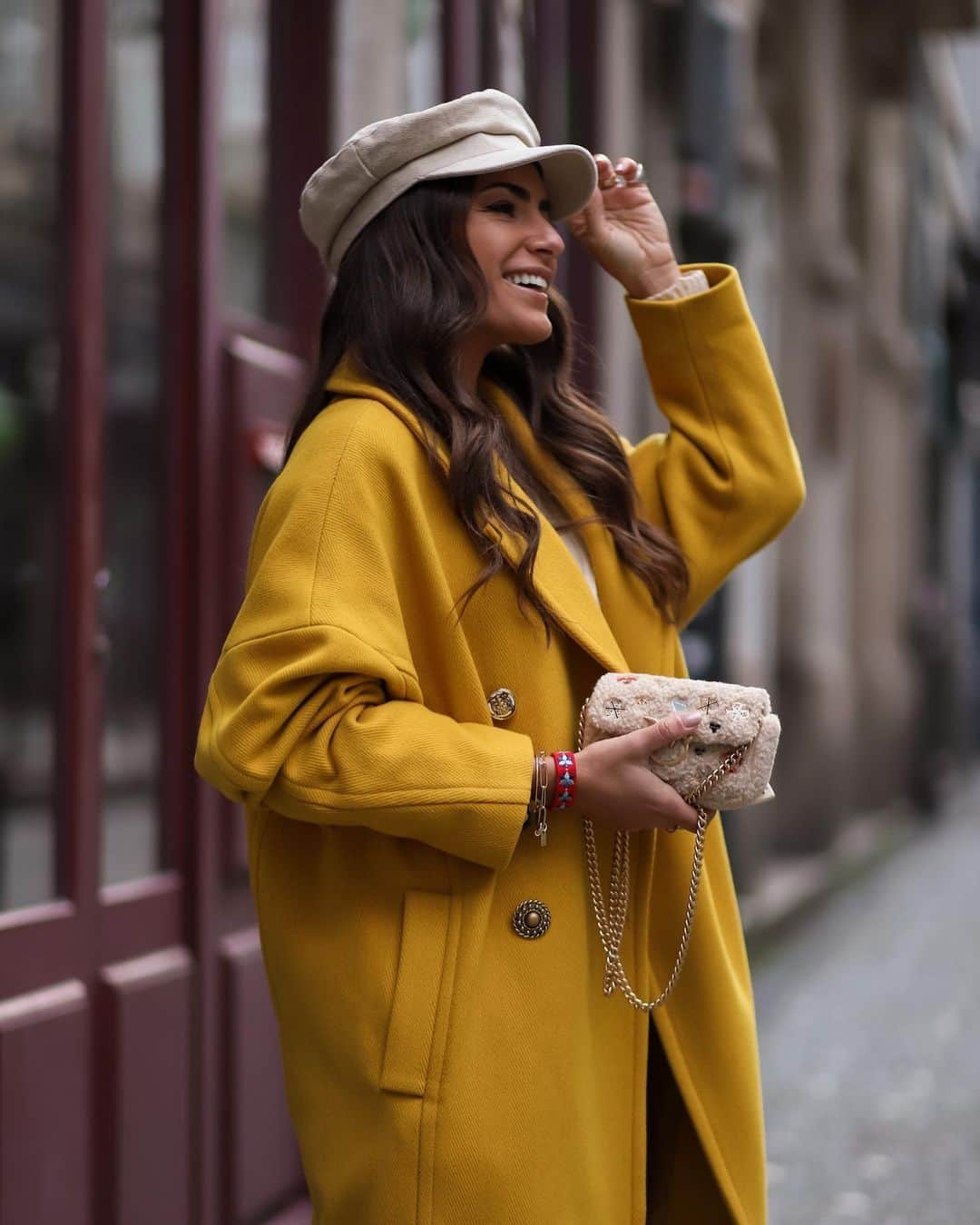 PINKOさんのインスタグラム写真 - (PINKOInstagram)「This look on this girl completed by this bag! Good morning @joanavaz_, who’s looking bright and smiley in #PINKO yellow vintage-inspired coat and the Tiny #LoveBag Furry. #FW20 #PINKOLove #PINKOStars」2月3日 18時06分 - pinkoofficial