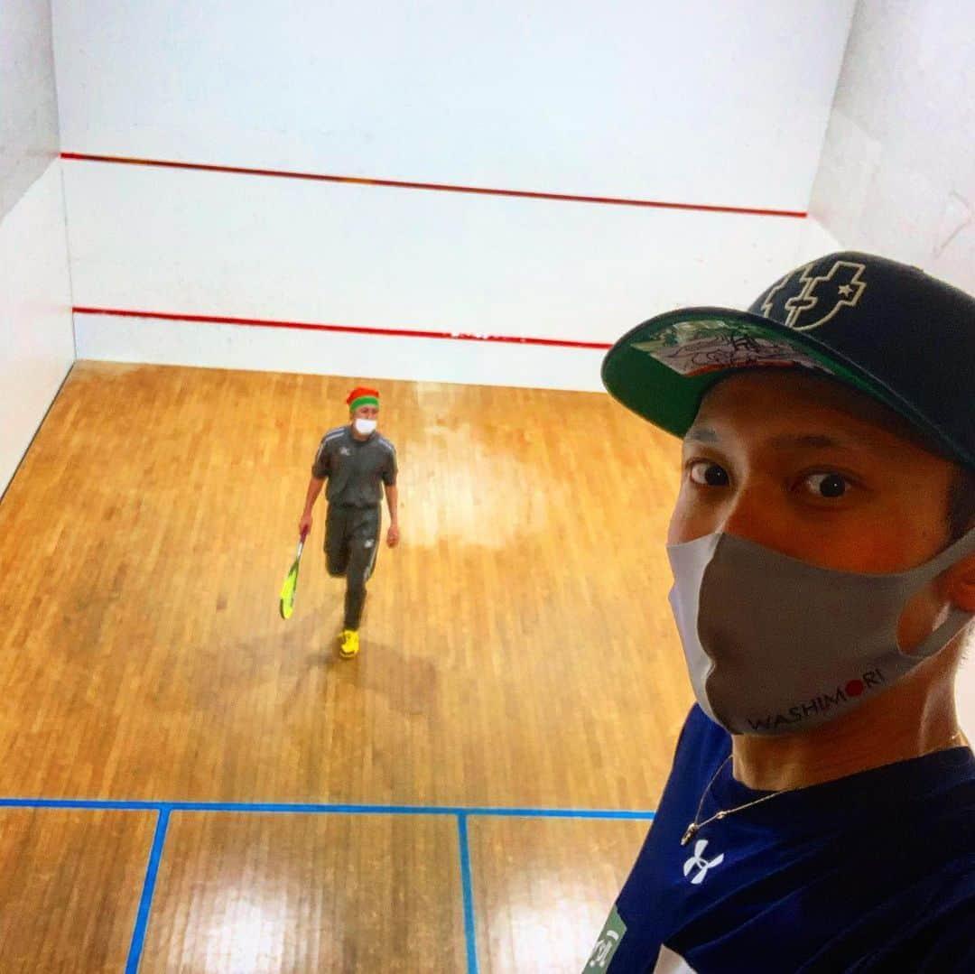 竹内択さんのインスタグラム写真 - (竹内択Instagram)「#squash with @nori66nori66 👑  @com.jp.hisaki 🐶 We can’t win against him😂 #スカッシュ #難しい #2時間 #脚が棒 #hellomynameis #tt_selections #teamtaku #tt #skijumping #チームタク #スキージャンプ #teamtaku #チムタク #skijumping #skijumpingfamily #takutakeuchi #竹内択」2月3日 18時15分 - taqtakeuchi