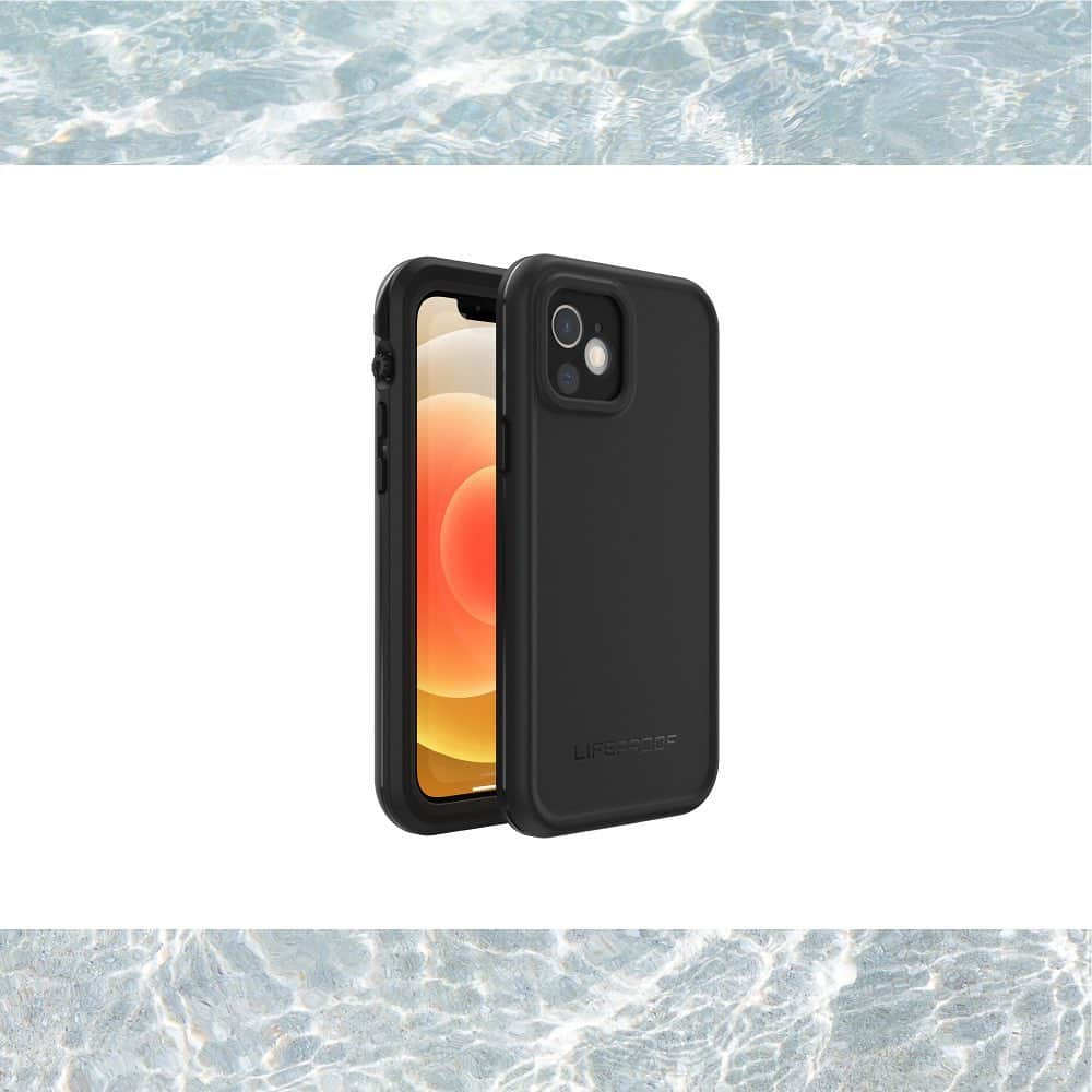 caseplayのインスタグラム：「・  ＼FOXSTOREでは【完全防水】／ のiPhoneケースを取り扱っております  -------------------  【 LIFEPROOF - FRE 】  防水・耐衝撃スマートフォンケースの中で 全米売上No.1(※1)を誇るブランド 『LIFEPROOF』がつくる 防水、防塵、防雪、耐衝撃ケース『FRE』！  スクリーンの部分もしっかり保護されている為、 ウォーターアクティビティやウィンタースポーツなどは もちろんのこと、日常生活でのアクシデントでも iPhoneを守ってくれる心強い存在  完全防水なので手洗いと一緒に ケースごとiPhoneを丸洗い可能なのも このご時世でうれしいポイント  アメリカ国防総省が定める軍事規格 「MIL-STD 810G-516.6」に準拠しており、 高さ2メートルから落としても ケース内の端末を保護してくれます  FOXSTOREでも常に人気の商品です◎  〇詳細はトップページリンクより 公式ONLINE SHOPでご覧ください  〇REAL STOREにもお取り扱いございます ※店舗によって一部お取り扱いが無い場合も ございますので、実物をご覧になりたい際は 店舗にお問合せの上、ご来店くださいませ  --------------------  【対応機種】  ・iPhone 12/12 Pro ・iPhone 12 mini ・iPhone 12 Pro Max ・iPhone 11 Pro Max ・iPhone 11 Pro  ・iPhone 11 ・iPhone SE(第2世代)/8/7 機種により、 カラーバリエーションが違います  【カラー】  ・BLACK /ブラック←画像のカラーです ・FREE DIVER /グリーン ・OCEAN VIOLET /パープル  --------------------  その他のiPhone 12 シリーズ対応のケースも 多数ございますので、 是非【公式ONLINE SHOP】 または【REAL STORE】にて チェックしてみてください  #防水ケース#lifeproof#fre#iphonecase #iphoneケース #iphoneカバー #iphoneカバー #スマホケース #アイフォンケース #携帯ケース #スマホカバー #iphone12ケース#iphone12proケース #iphone12miniケース」