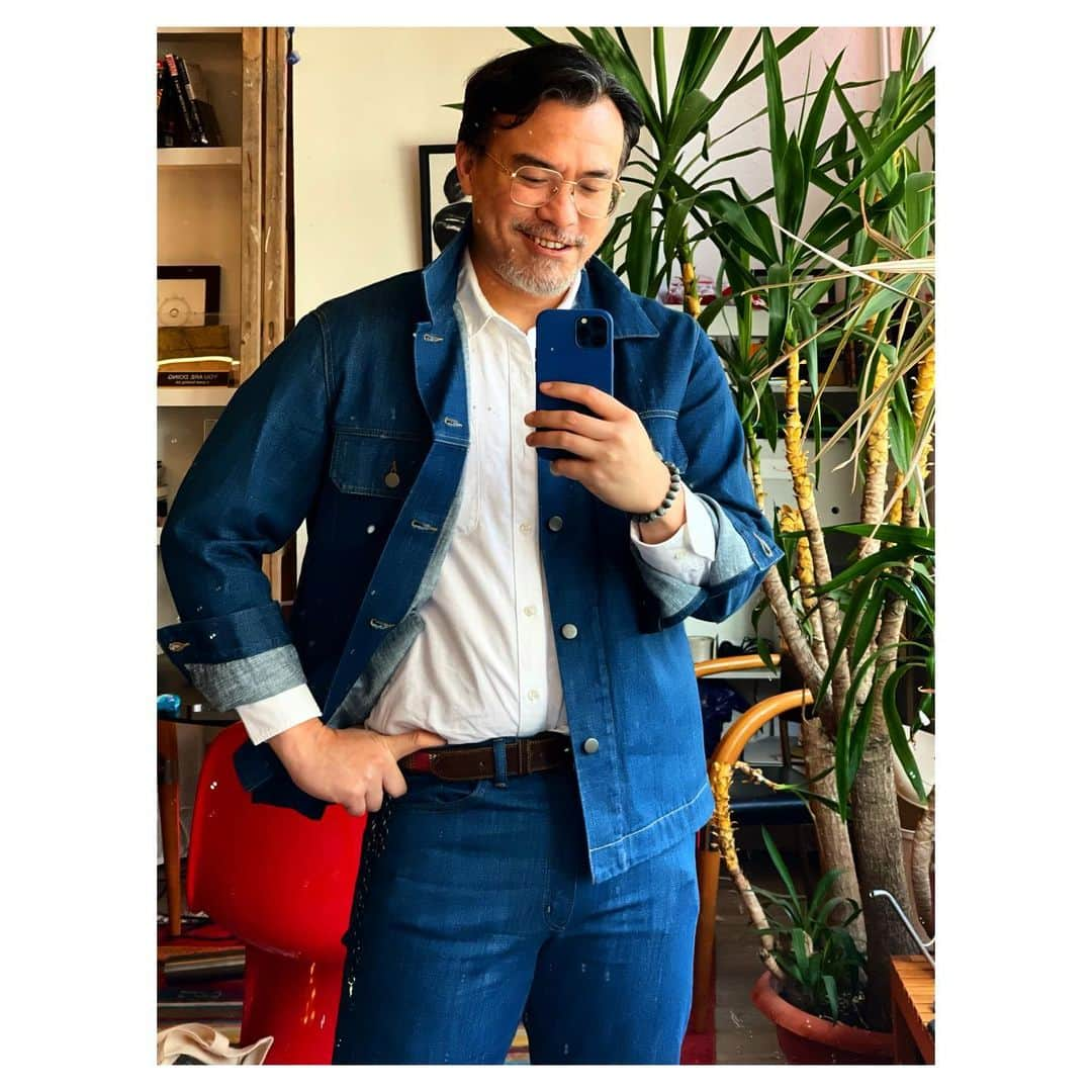 JJ.Acunaのインスタグラム：「Let’s make this #CanadianTuxedo happen. I mean really really happen. 💫 . . . #selfie #nothingpost #humpday #jjiphone12promax #shotoniphone」