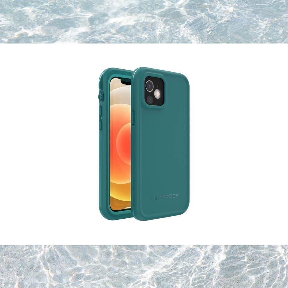 caseplayのインスタグラム：「・  ＼FOXSTOREでは【完全防水】／ のiPhoneケースを取り扱っております  -------------------  【 LIFEPROOF - FRE 】  防水・耐衝撃スマートフォンケースの中で 全米売上No.1(※1)を誇るブランド 『LIFEPROOF』がつくる 防水、防塵、防雪、耐衝撃ケース『FRE』！  スクリーンの部分もしっかり保護されている為、 ウォーターアクティビティやウィンタースポーツなどは もちろんのこと、日常生活でのアクシデントでも iPhoneを守ってくれる心強い存在  完全防水なので手洗いと一緒に ケースごとiPhoneを丸洗い可能なのも このご時世でうれしいポイント  アメリカ国防総省が定める軍事規格 「MIL-STD 810G-516.6」に準拠しており、 高さ2メートルから落としても ケース内の端末を保護してくれます  FOXSTOREでも常に人気の商品です◎  〇詳細はトップページリンクより 公式ONLINE SHOPでご覧ください  〇REAL STOREにもお取り扱いございます ※店舗によって一部お取り扱いが無い場合も ございますので、実物をご覧になりたい際は 店舗にお問合せの上、ご来店くださいませ  --------------------  【対応機種】  ・iPhone 12/12 Pro ・iPhone 12 mini ・iPhone 12 Pro Max ・iPhone 11 Pro Max ・iPhone 11 Pro  ・iPhone 11 ・iPhone SE(第2世代)/8/7 機種により、 カラーバリエーションが違います  【カラー】  ・BLACK /ブラック ・FREE DIVER /グリーン←画像のカラーです ・OCEAN VIOLET /パープル  --------------------  その他のiPhone 12 シリーズ対応のケースも 多数ございますので、 是非【公式ONLINE SHOP】 または【REAL STORE】にて チェックしてみてください  #防水ケース#lifeproof#fre#iphonecase #iphoneケース #iphoneカバー #iphoneカバー #スマホケース #アイフォンケース #携帯ケース #スマホカバー #iphone12ケース#iphone12proケース #iphone12miniケース」