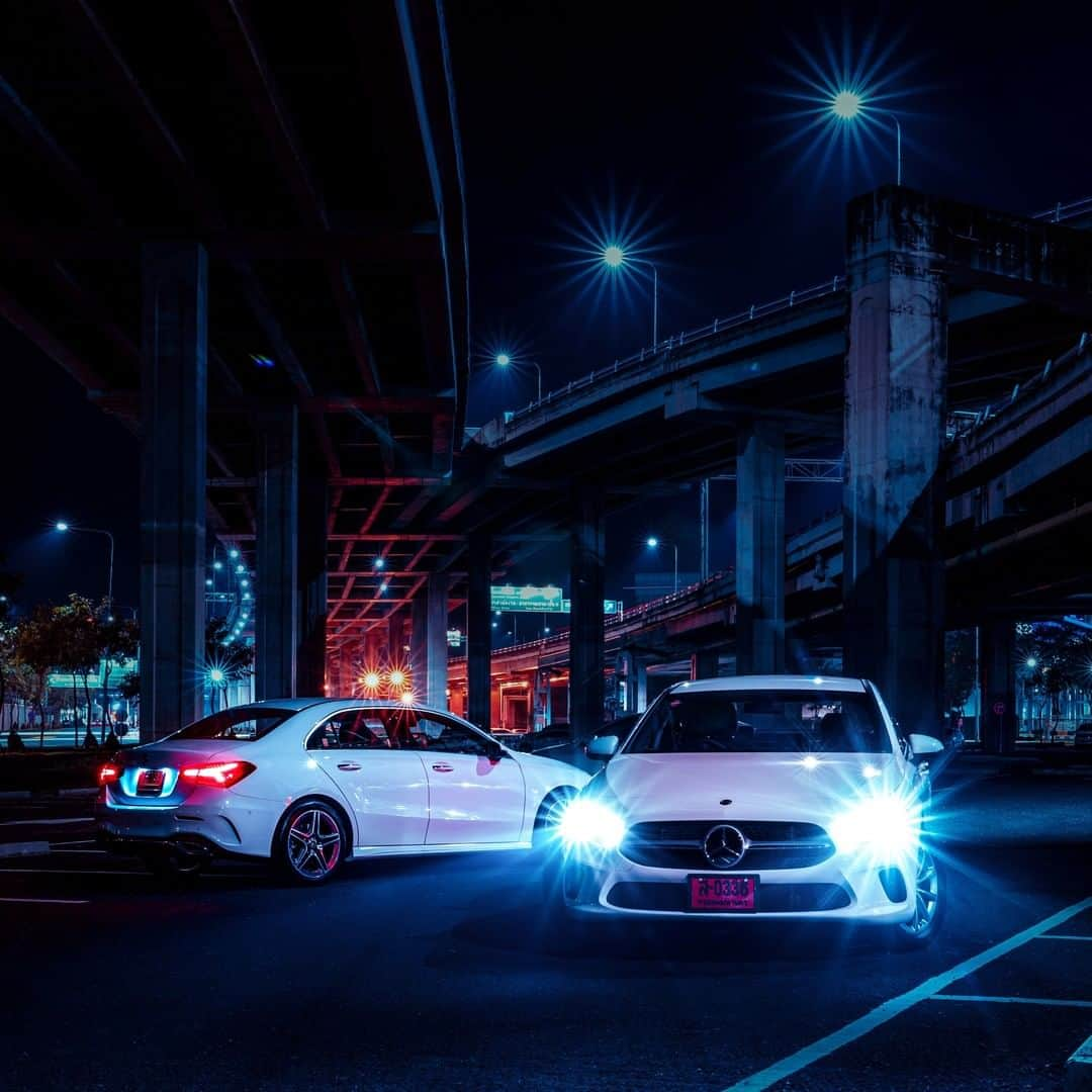 Mercedes-Benz Thailandさんのインスタグラム写真 - (Mercedes-Benz ThailandInstagram)「เปลี่ยนถนนอันเงียบสงบ ให้เป็นรันเวย์ส่วนตัว แล้วเฉิดฉายด้วยแสงไฟนีออนที่ช่วยแต่งแต้มสีสันให้ชีวิต ไปกับ The new A-Class ที่จะยกระดับความสนุกของชีวิตให้สุดขีดยิ่งขึ้น ในราคาเริ่มต้นเพียง 1.99 ล้านบาท  พิเศษ ผ่อนเริ่มต้นเพียง 19,900 บาท/เดือน พร้อมรับฟรีประกันภัยชั้น 1 ด้วยโปรแกรม mySTAR วันนี้-28 กุมภาพันธ์ 2564  *สอบถามรายละเอียดเพิ่มเติมได้ที่ผู้จำหน่ายฯ อย่างเป็นทางการทั่วประเทศ  พบกับเหตุผลที่ทำให้ใครๆ ก็อยากเป็นเจ้าของ The new A-Class ได้ที่ www.mercedes-benz.co.th/a-class  และผู้จำหน่ายเมอร์เซเดส-เบนซ์ อย่างเป็นทางการทั่วประเทศ  #Irresistible #TheWayIAm  #AClass #MercedesBenz #MercedesBenzThailand」2月3日 18時22分 - mercedesbenzthailand