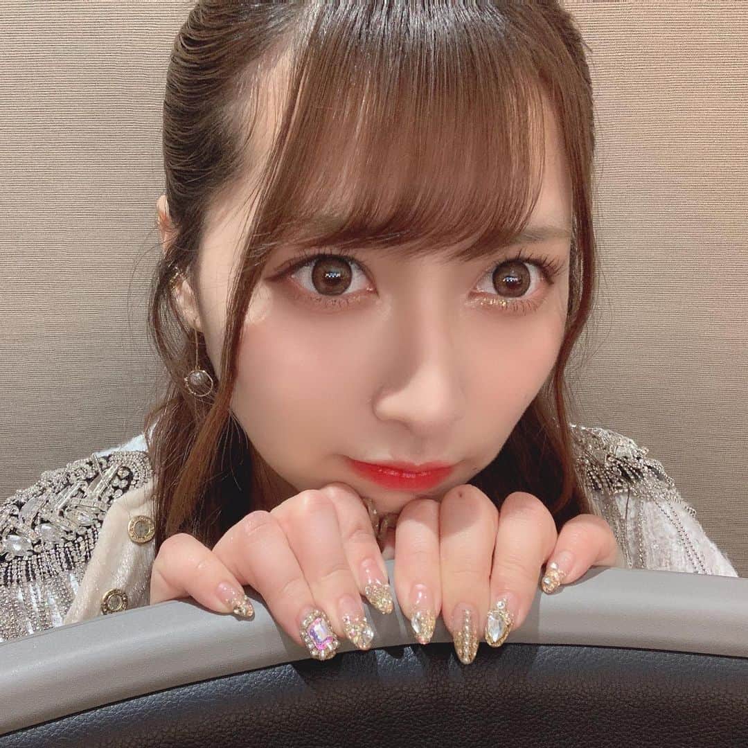 太田里織菜のインスタグラム：「. . ちょこん♡ . #らぶどる」
