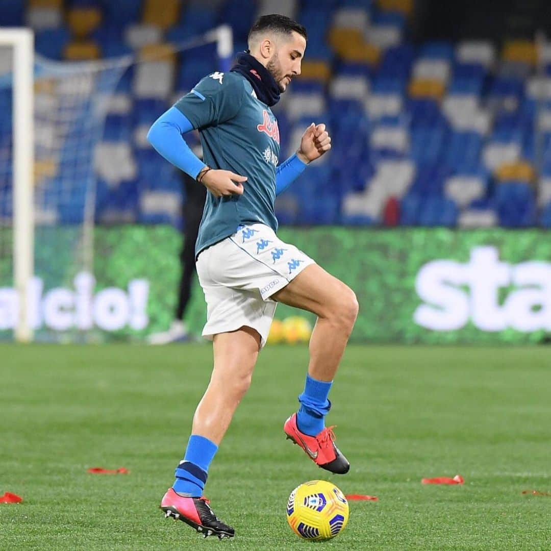 SSCナポリさんのインスタグラム写真 - (SSCナポリInstagram)「🔥 In campo per il riscaldamento pre #NapoliAtalanta 🏆 #CoppaItalia  💙 #ForzaNapoliSempre」2月4日 4時27分 - officialsscnapoli