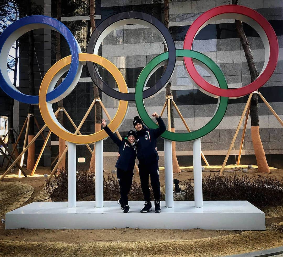 ニコーレ・デラ・モニカのインスタグラム：「One year to go 365 giorni 1 anno Sembrano sempre tanti 4 anni e invece siamo già ad un anno di distanza dalle prossime Olimpiadi e le ultime pare averle appena fatte 🥰  #olympics #dellamonicaguarise #oneyeartogo #365days #countdown #iceskating」