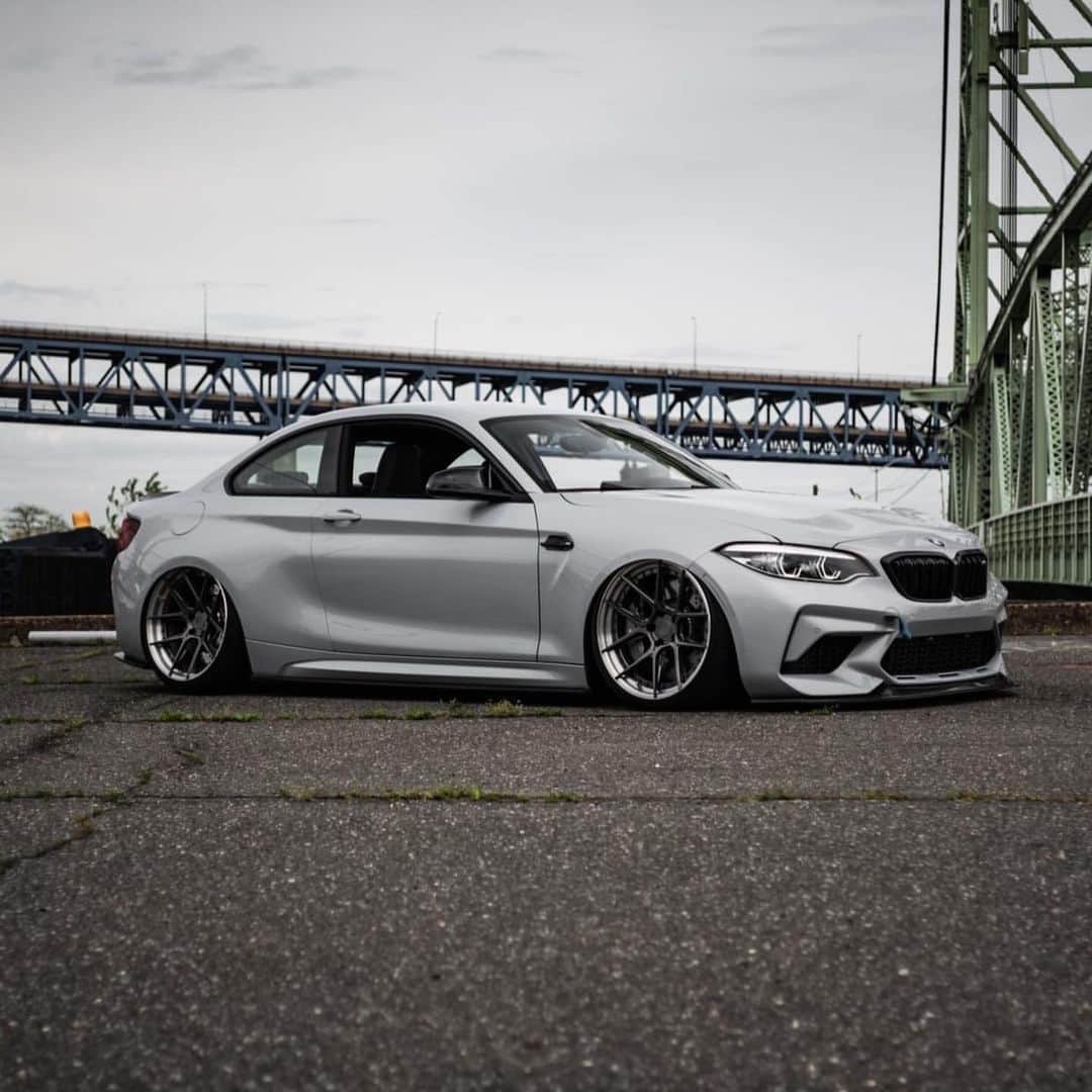 CarsWithoutLimitsさんのインスタグラム写真 - (CarsWithoutLimitsInstagram)「M2 Competition sitting pretty 🔬 Owner @hsacks609  Photos @endlessmvmt   #carswithoutlimits #bmw #m2」2月4日 5時06分 - carswithoutlimits