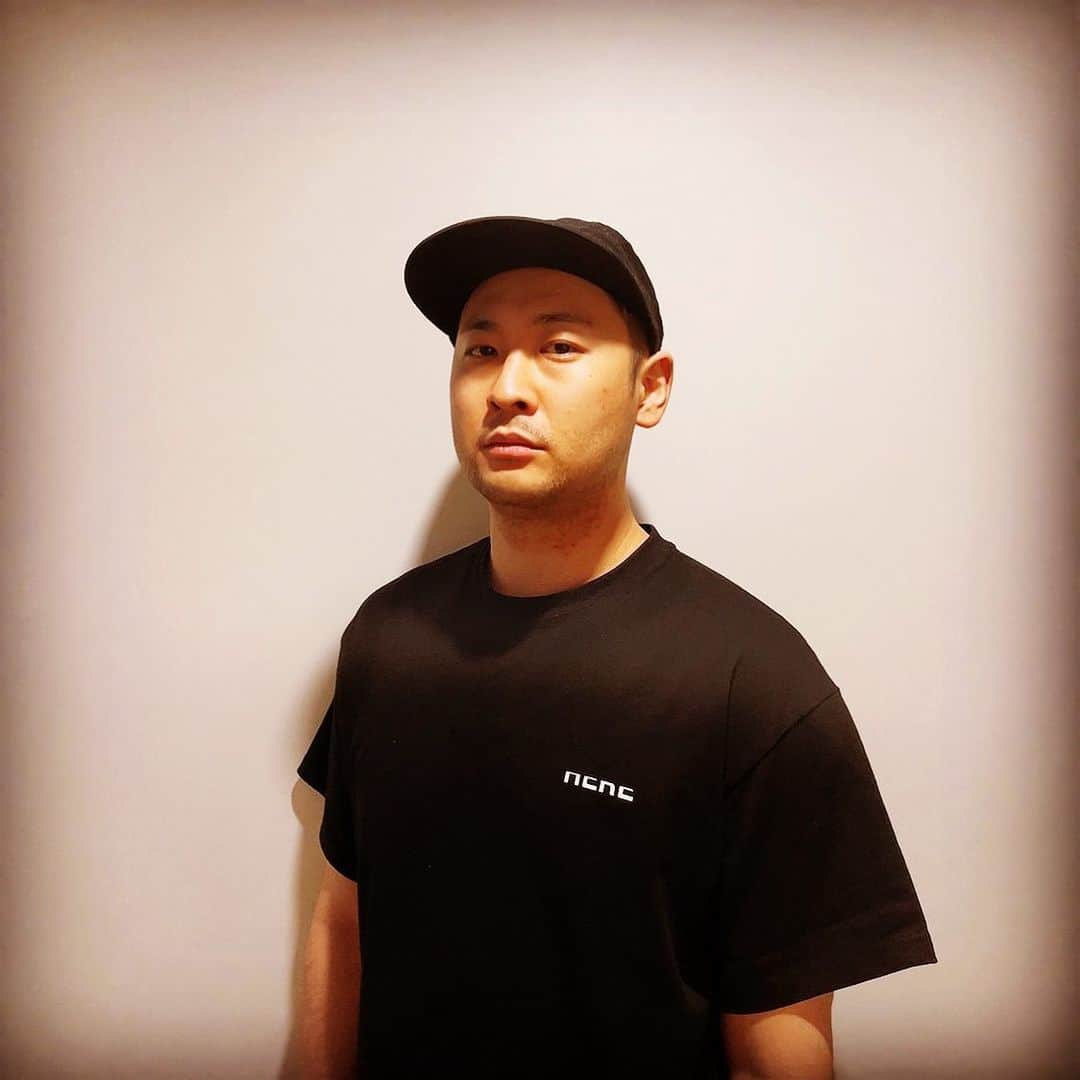 ミスラ・ジン のインスタグラム：「마지막 남은 레슨제로 티셔츠는 내가 먹었다 ㅋㅋㅋㅋㅋㅋㅋㅋㅋㅋㅋㅋㅋㅋㅋㅋㅋㅋㅋㅋㅋㅋㅋㅋㅋㅋㅋㅋㅋㅋㅋ」