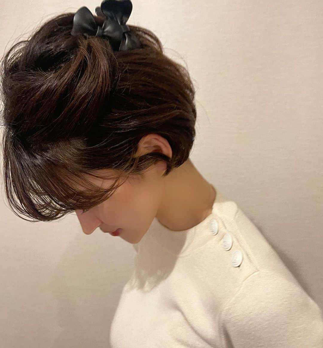 YUYUさんのインスタグラム写真 - (YUYUInstagram)「🧺 #ribbonclip#hairfashion   boyishな気分からようやく甘め気分も戻ってきた🍦 ヘアアレンジ沢山調べたからやっていこう〜🥣」2月3日 20時41分 - yuyukmt