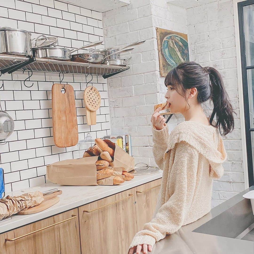 大園桃子さんのインスタグラム写真 - (大園桃子Instagram)「🎞〜🥐☕️。」2月3日 21時10分 - o.momoko_official