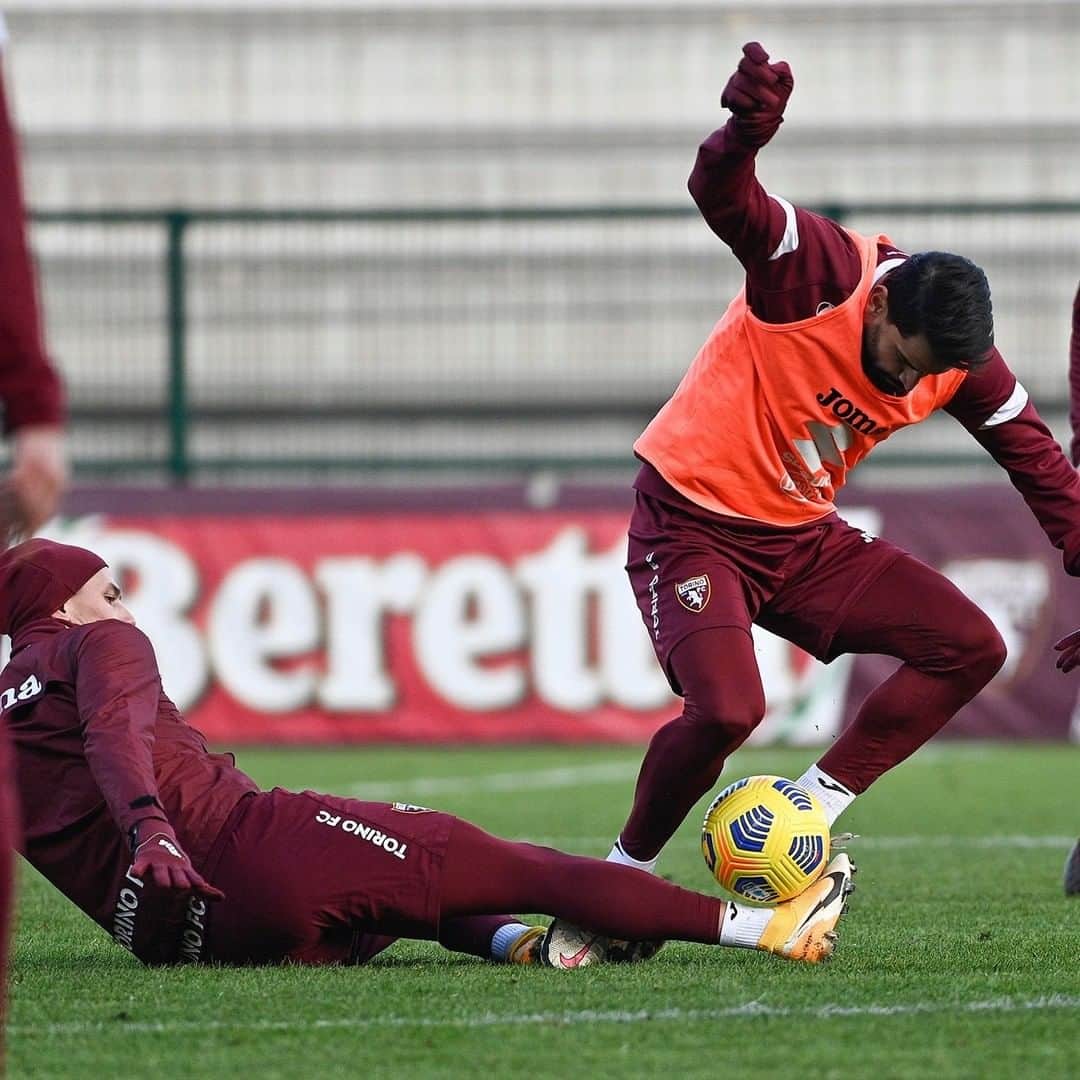 トリノFCさんのインスタグラム写真 - (トリノFCInstagram)「⚔️⚔️⚔️  #SFT」2月3日 21時12分 - torinofc1906