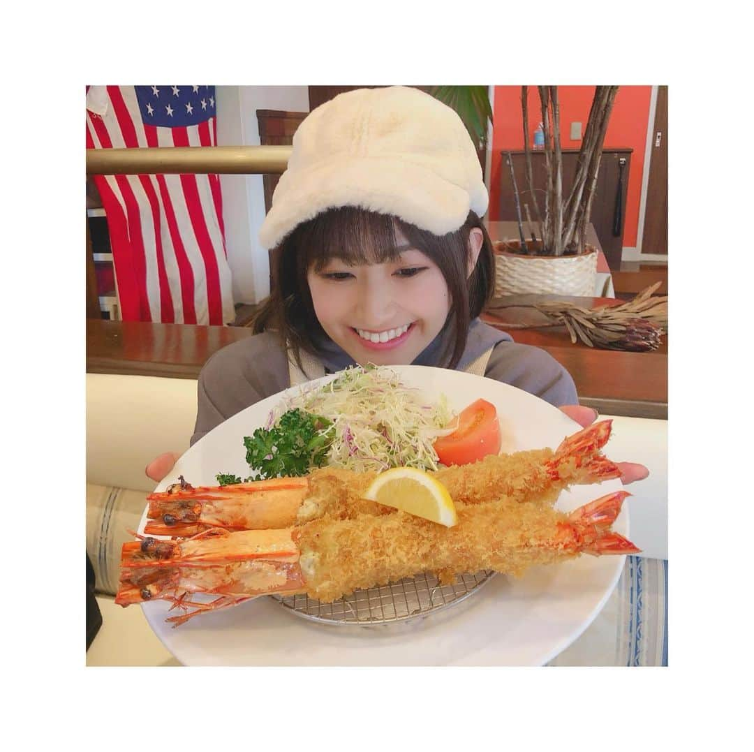 朝日花奈のインスタグラム：「この前食べた #エビフライ が すっごい大きくて美味しかった🥺💕  #朝日花奈 #totoya #千葉 #松尾」