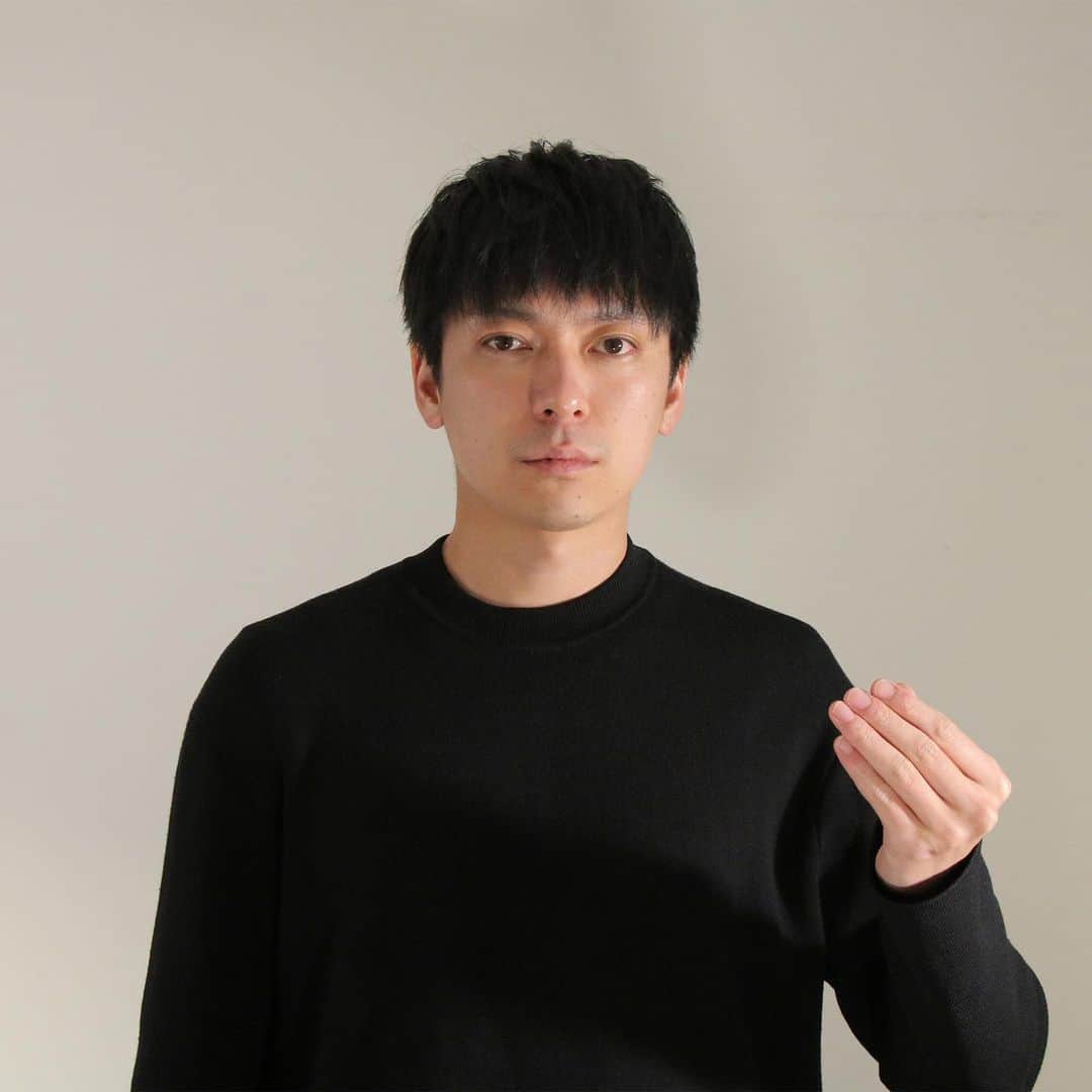 森祐介さんのインスタグラム写真 - (森祐介Instagram)「True face??😂 . いろんな人や物に表と裏がありますが、そのどちらを表と捉えるかによってその人の印象は全く変わりますよね。自分に向けられている顔を表とすると知らない顔は裏なので、裏表のない人なんてのはいないのかもなぁ〜ひょー！ #trueface #collage」2月3日 21時35分 - morisuke_08