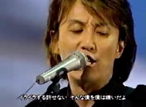 荒井 結生 Yuki Araiのインスタグラム：「「愛と修羅」角松敏生 (MUSIC FAIR 2000/8/13)  その目とその唇で僕を酔わせてよ 今まで信じてたことの正体を 君から教わるなんて 愚かだと笑うがいいさ けれど 抱きしめたいそれでも 他の奴が君を見てるだけで イライラする許せない そんな僕を僕は嫌いだよ  作詞・作曲・編曲:角松敏生  角松敏生(Vo,A.Gt.) 青木智仁(Ba.) 浅野”ブッチャー”祥之(Gt.) 石川雅春(Dr.) 小林信吾(Pf.) 友成好宏(Key.) 田中倫明(Per.)」
