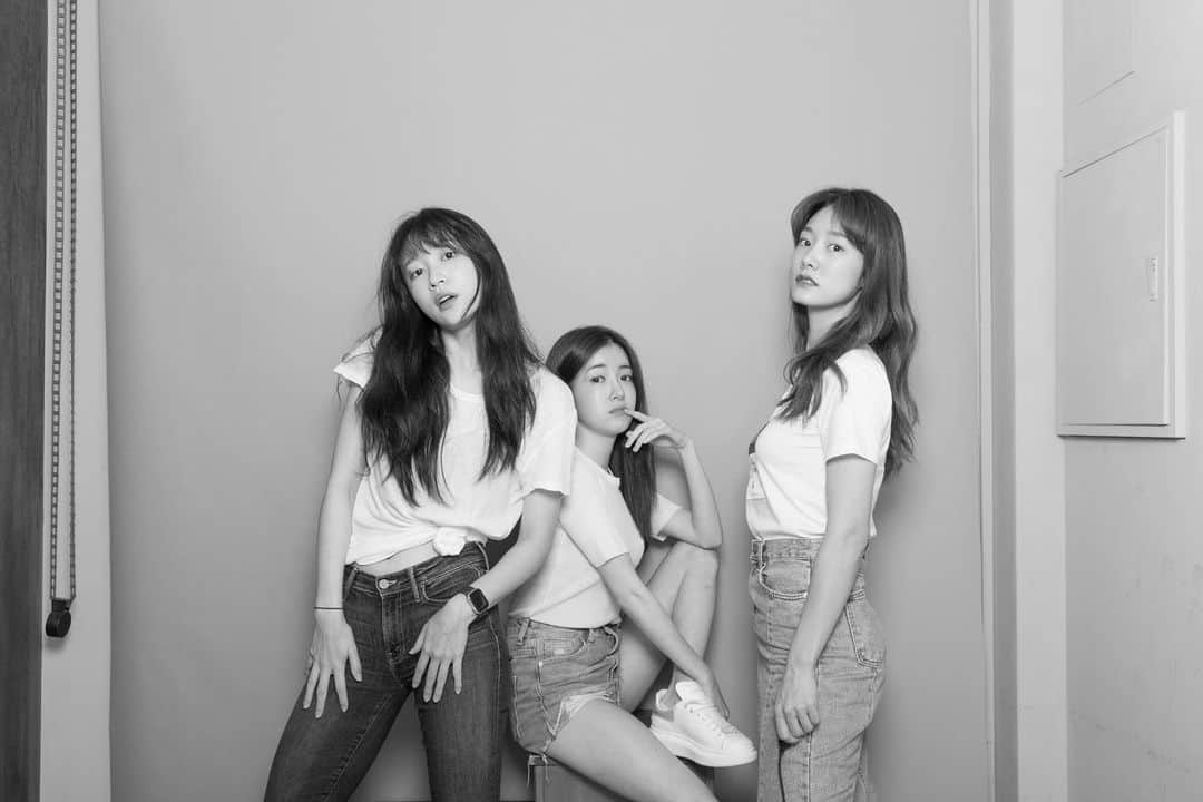 ハニのインスタグラム：「낫서른 이제서야 올릴 수 이따」