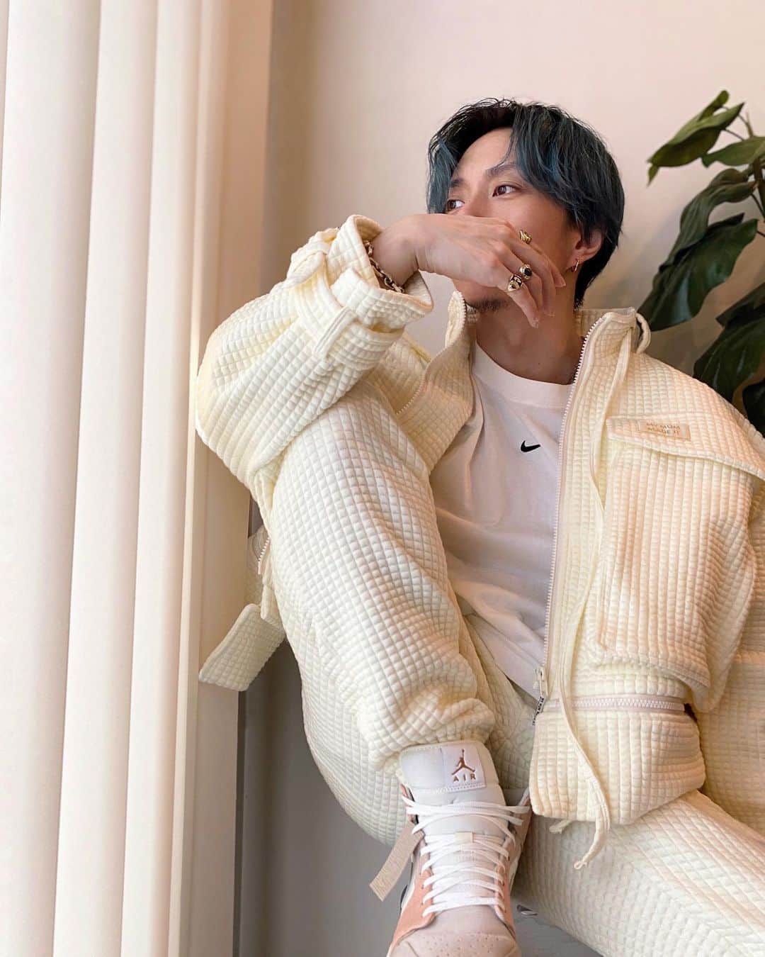 のインスタグラム：「暇なときほど時間長く感じるって言うけど、充実してる方が長く感じないか？ ほぼニート生活のスピード早い👶笑」