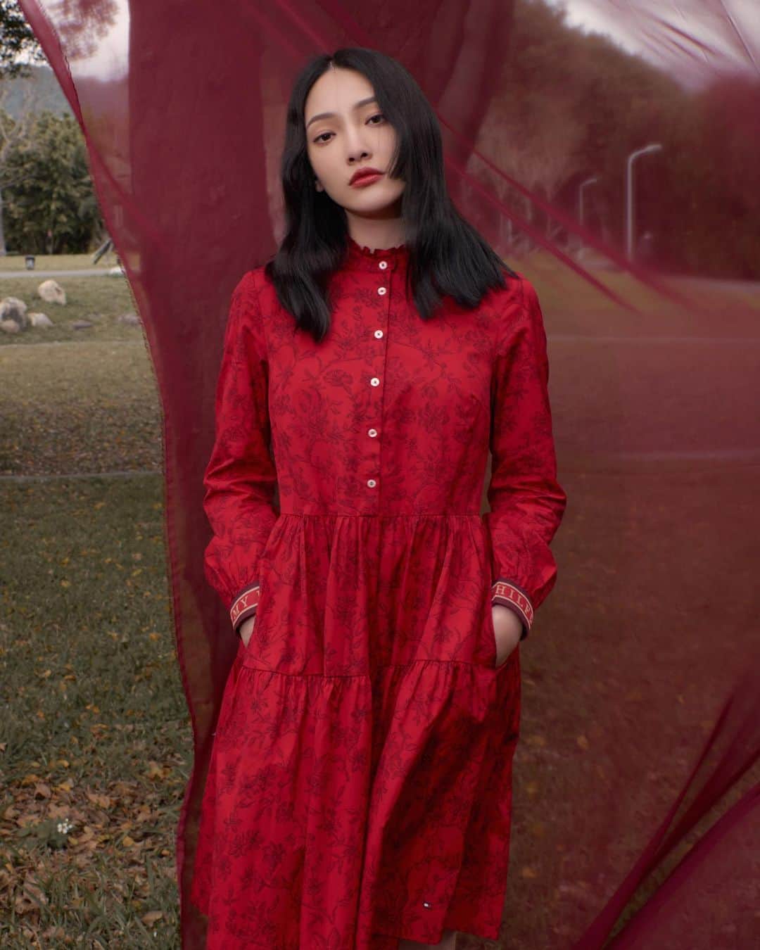 林映唯さんのインスタグラム写真 - (林映唯Instagram)「過年（打牌）就決定穿這樣 #紅紅火火  @TOMMYHILFIGER #TOMMYHILFIGER #LunarNewYear」2月3日 22時31分 - patricia_meimei
