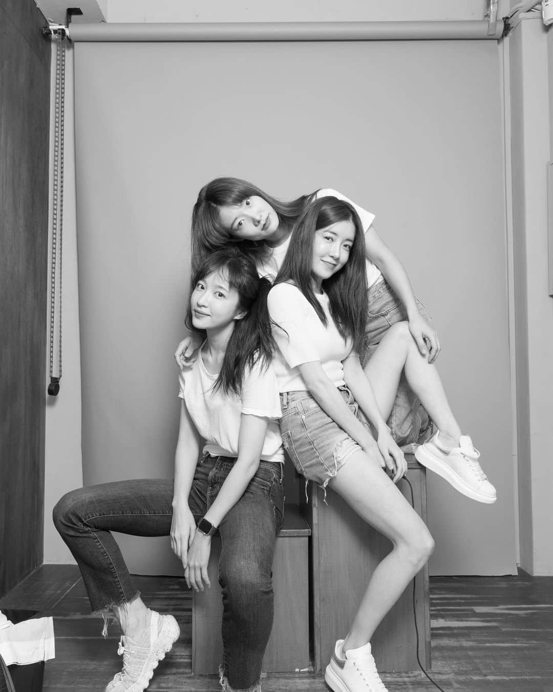 ハニのインスタグラム：「낫서른 세상엔 참 좋은 사람들이 많더라구요 자랑하고 싶어서 아주 혼났어요 감사하고 또 감사합니다」