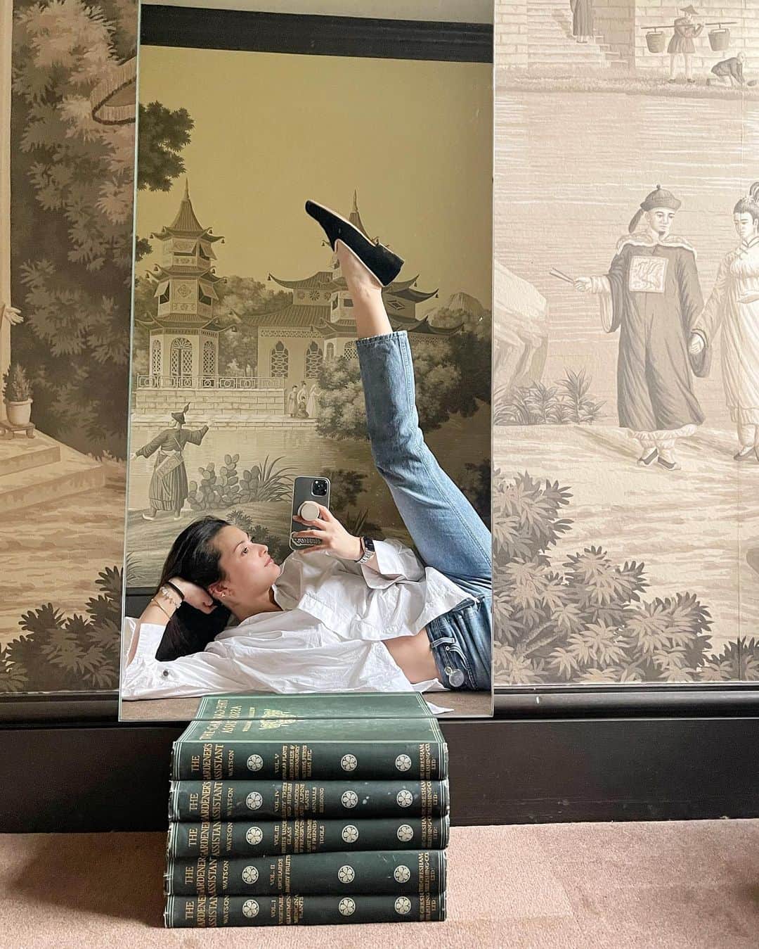 ペオニー・リムのインスタグラム：「Everyday basics on every level.  #peonylimstyle」
