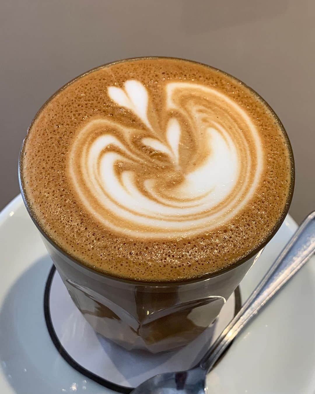 水谷あおいのインスタグラム：「なんか癒される☕️」