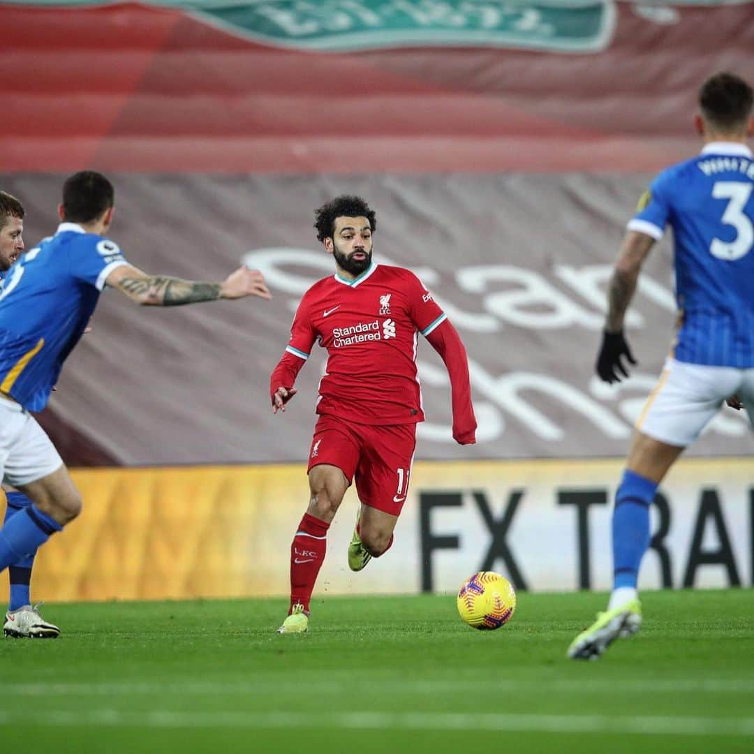 リヴァプールFCさんのインスタグラム写真 - (リヴァプールFCInstagram)「Midway through the first half. COME ON YOU REDS 👊🔴 #LFC #Liverpool #LiverpoolFC #PremierLeague #LIVBHA」2月4日 5時37分 - liverpoolfc
