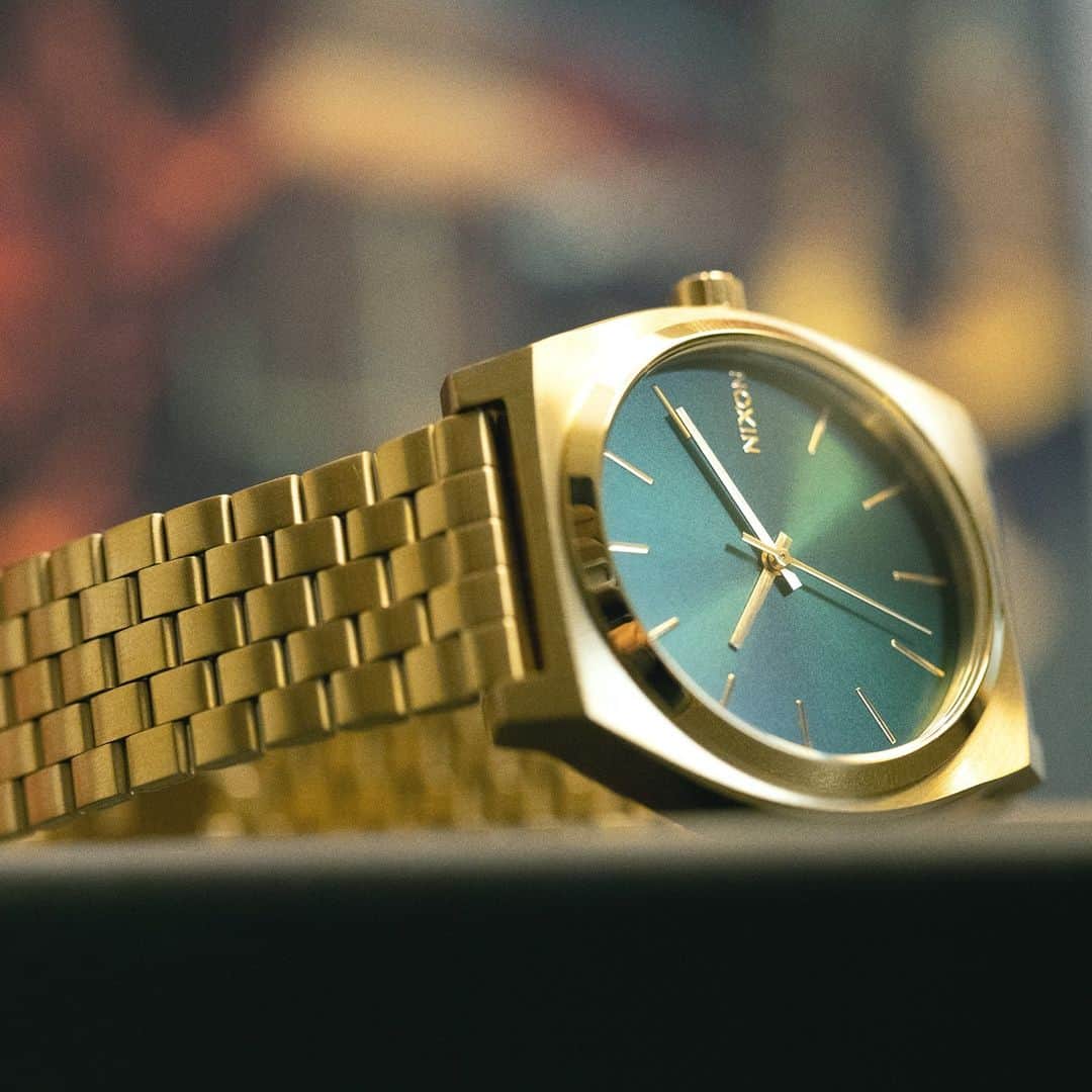 ニクソンのインスタグラム：「An icon of Nixon heritage #TimeTeller #Nixon」