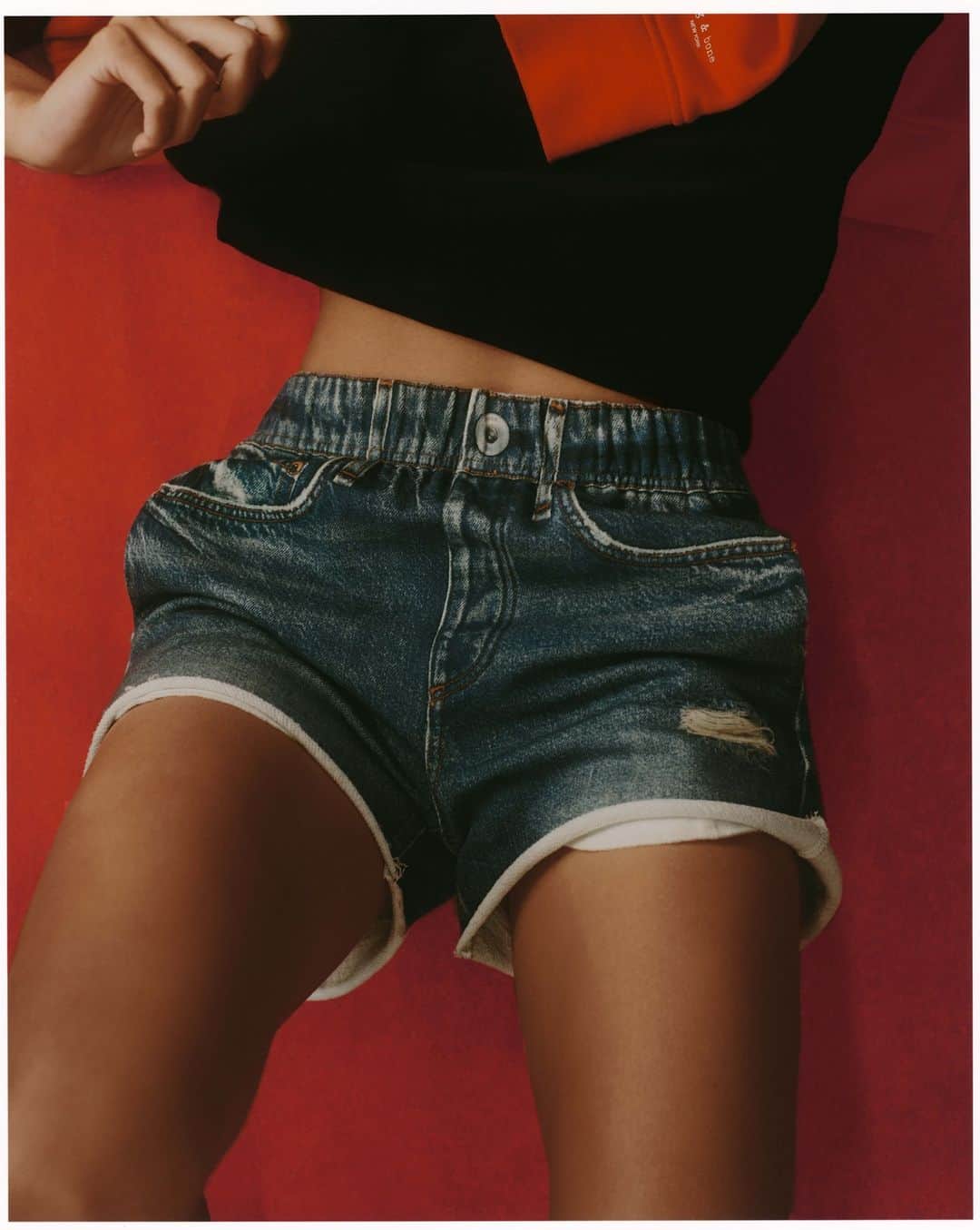ラグ&ボーンのインスタグラム：「We're cutting winter off with the Miramar short.」