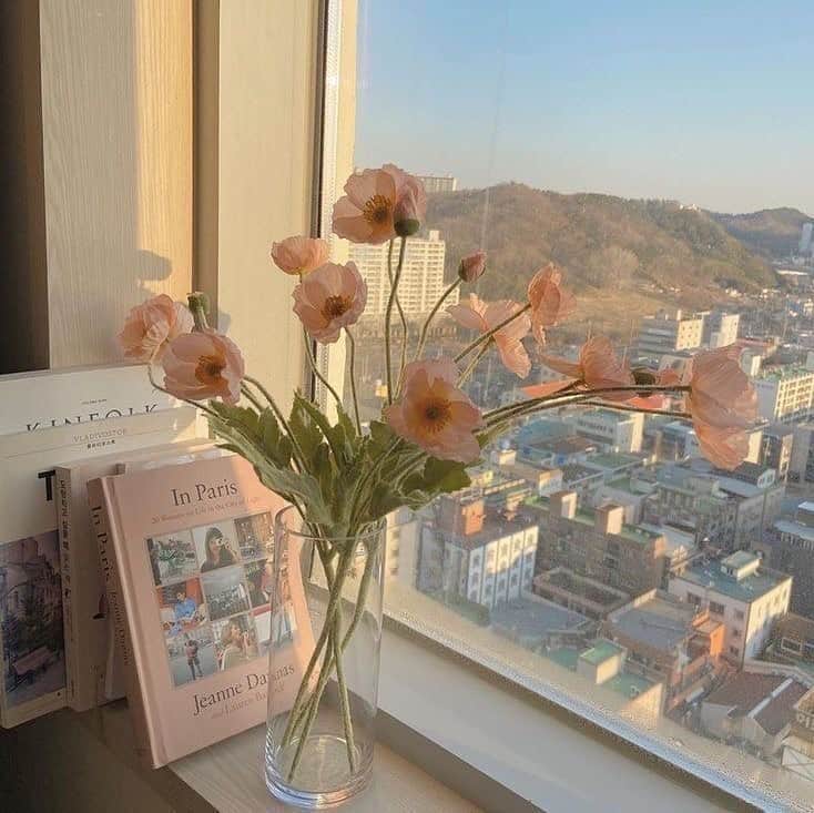 近藤美月のインスタグラム：「﻿ まいやんとこの時間まで 語ってた🌿﻿ ﻿ 年下やのに、年下やと思えへんくらい﻿ 魅力で溢れてる☺︎﻿ ミスコンで出会えてライバルとして戦って﻿ よかったなあ〜て😌🤍﻿ ﻿ 誰とどんな時間を過ごすかって﻿ ほんとに大切だあ🕑﻿」