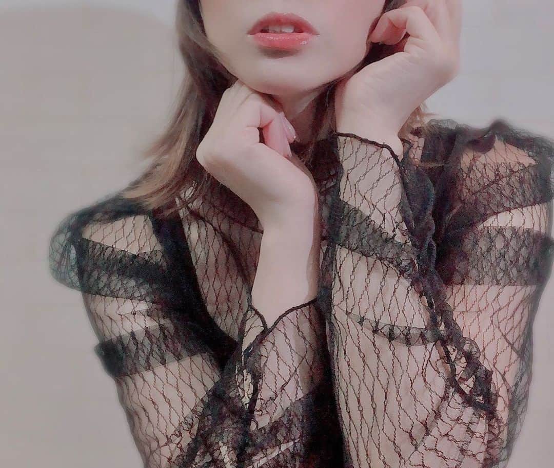 のインスタグラム：「おや睡眠🌎🚀🦉🌙 みんな良い夢みれますように💕😪💤 ・ ・ #甘乃樁 #甘乃桩 #人妻 #熟女 #AV女優 #女优 #做爱 #sexy #AV女演员 #여배우 #AV여배 #horny #tits #pornvids #jav #japanPorn」