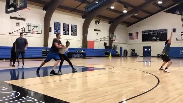 パウ・ガソルのインスタグラム：「Every day a little closer!! 💪🏼🏀📈⠀⠀⠀⠀⠀⠀⠀⠀⠀⠀⠀⠀⠀⠀⠀⠀⠀⠀ Cada día más cerca!! 💪🏼🏀📈」