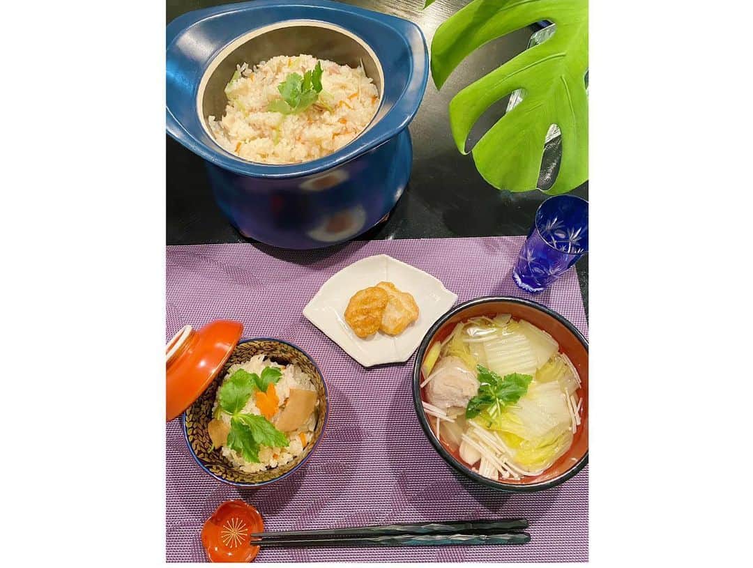 谷中麻里衣さんのインスタグラム写真 - (谷中麻里衣Instagram)「Staying at home and enjoying cooking 🥰  おうちじかん🏡 在宅勤務の日、お昼休みに煮込み始めたり✨  #おうちじかん#料理#角煮#炊き込みご飯#ソテー#麻里衣ごはん」2月4日 0時39分 - marieyanaka