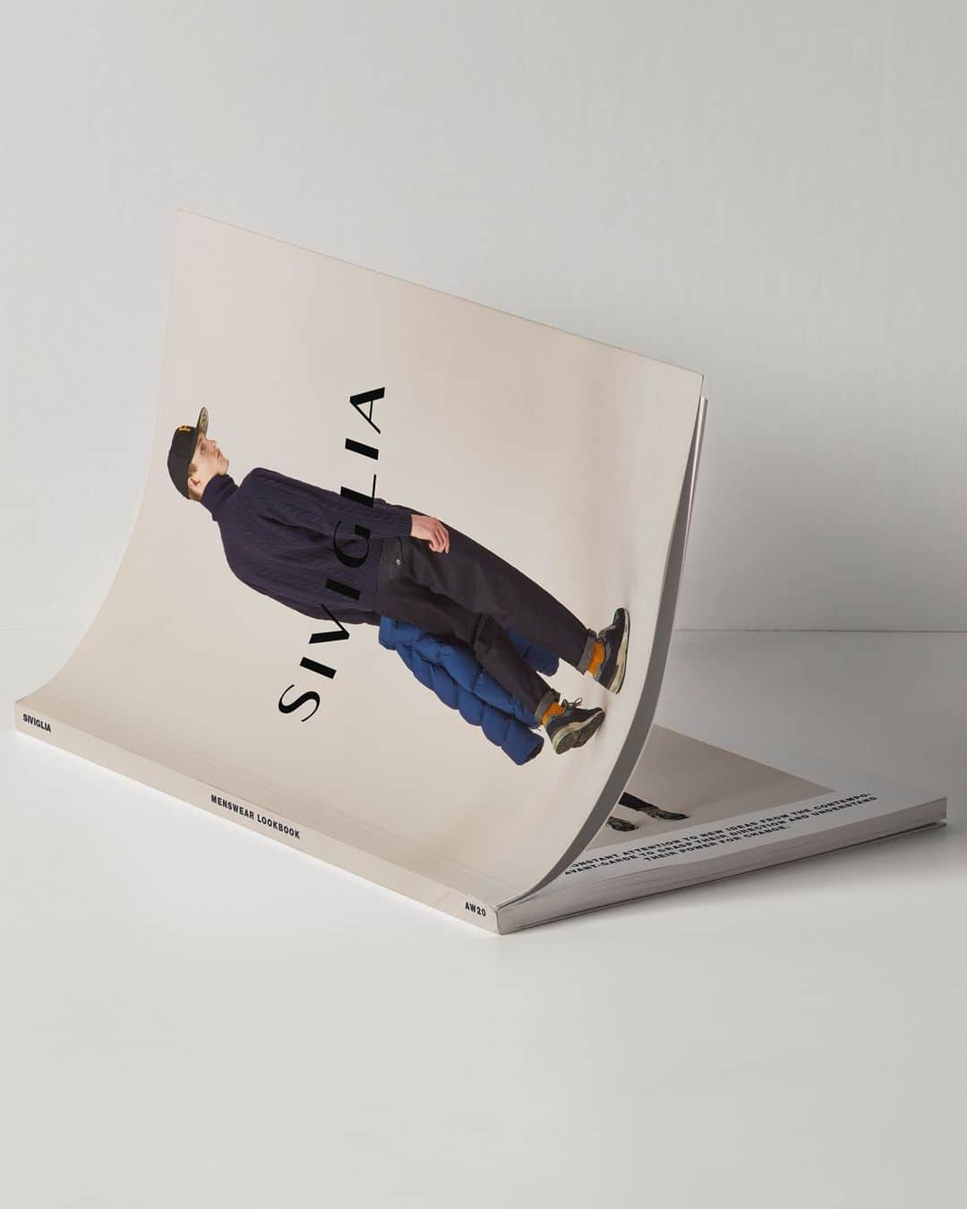 Sivigliaのインスタグラム：「[ book lookbook ] one of our prototype realized in 100% cotton paper. #siviglia #sivigliaofficial」