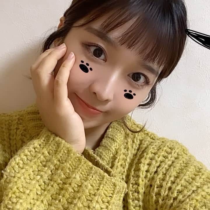 のインスタグラム：「オン眉にしたとかゆうてますけど、実は、自分で前髪切ってて気付いたらオン眉になっちゃいました🗽#ものは言いよう」