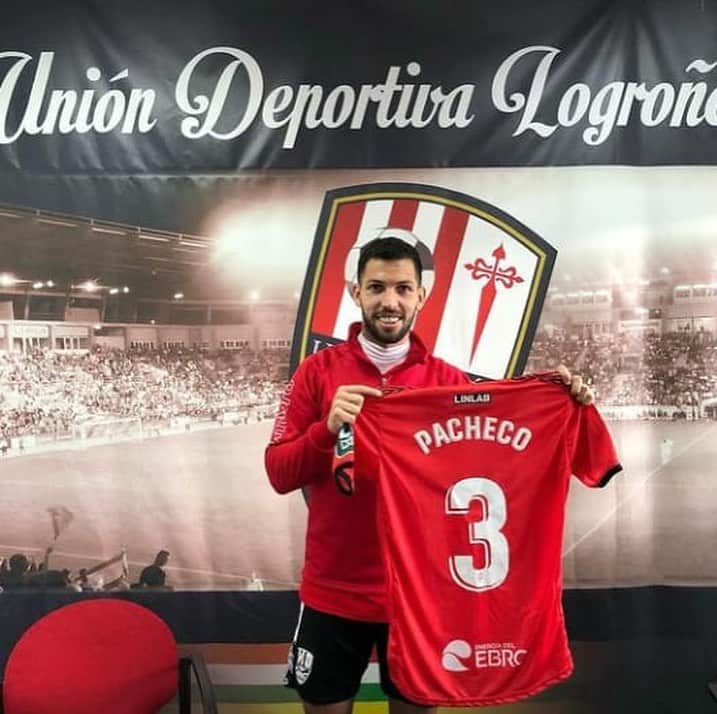 のインスタグラム：「Inicio una nueva etapa. Con toda la ilusión del mundo. A por ello!」