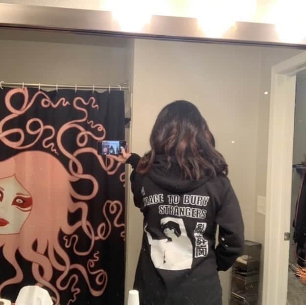 A Place to Bury Strangersのインスタグラム：「Its pretty cold out there…  https://www.hellomerch.com/collections/a-place-to-bury-strangers/products/china-glow-in-the-dark-black-zip-hoodie  (Link in bio)  #freezing #winter #hoodies #aptbs #aplacetoburystrangers #merch」