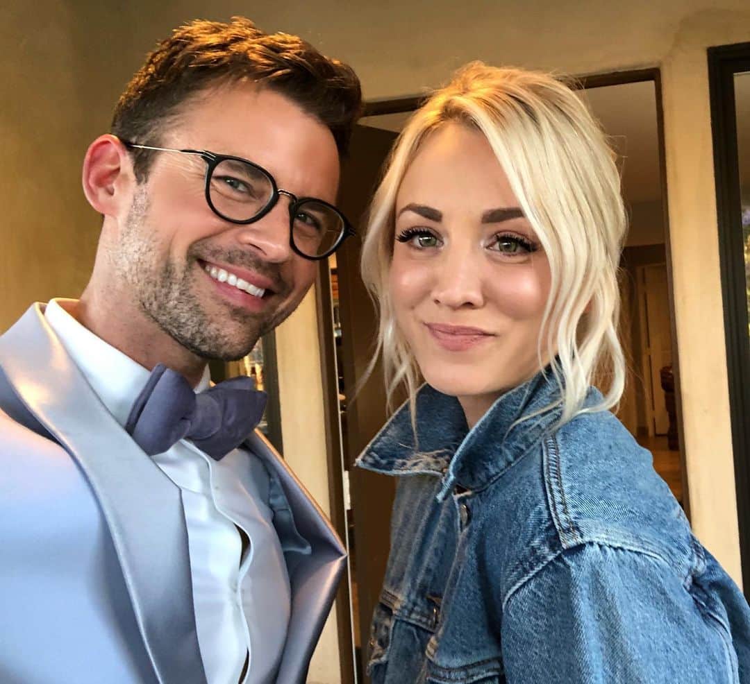 ブラッド・ゴレスキーのインスタグラム：「Congrats on your TWO Golden Globe nominations @kaleycuoco @flightattendantonmax! Soooooo excited for you!!! Can’t wait to start fittings!!!!!! Love you!」
