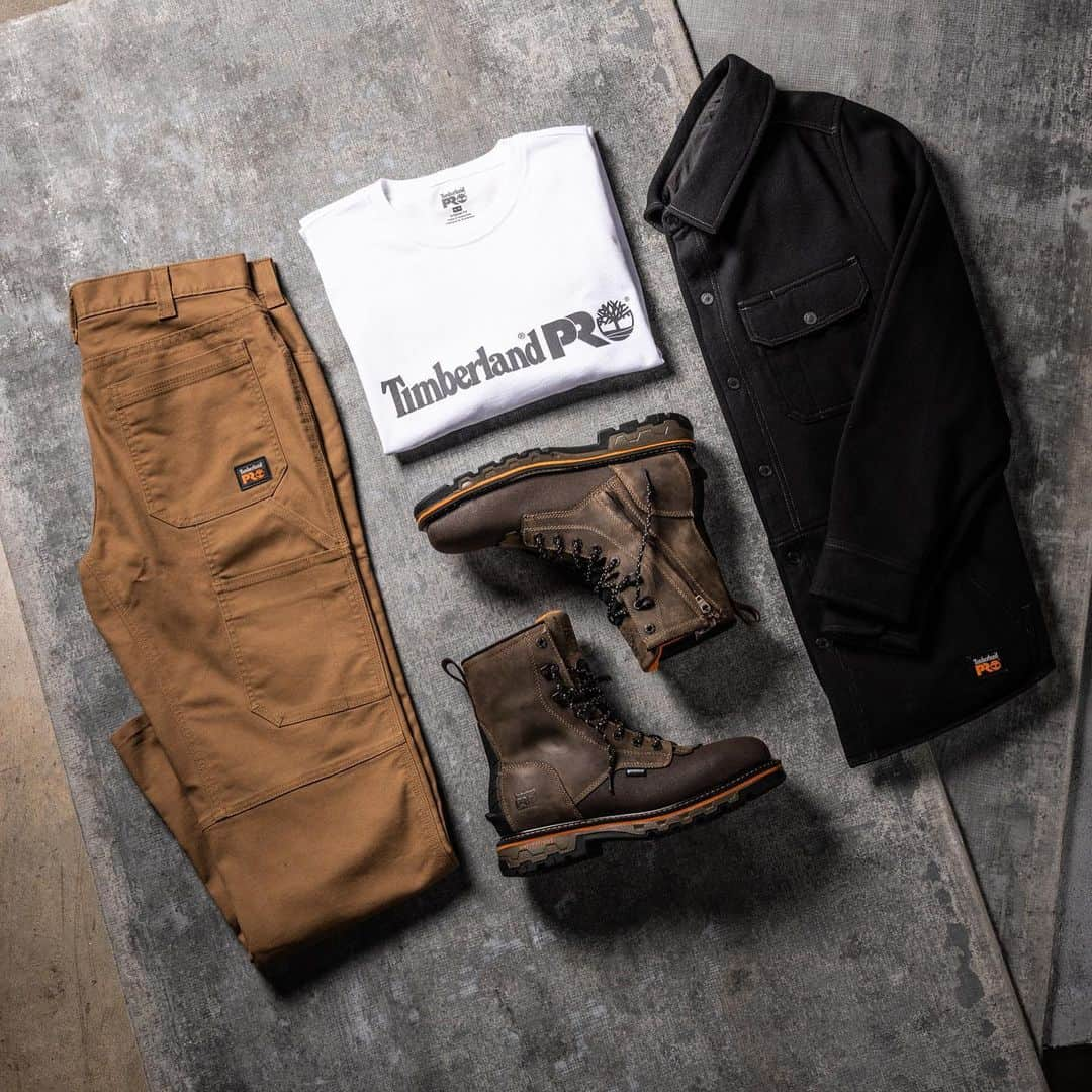 ティンバーランドさんのインスタグラム写真 - (ティンバーランドInstagram)「It’s time to expect more from your pants, and the 8 Series got all the details just right. @timberlandpro Flex™️ technology flexes, stretches and rebounds to keep you moving easy. Tap to shop! #Timberland」2月4日 1時48分 - timberland