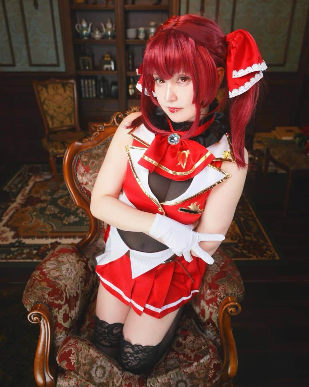 赤木クロのインスタグラム：「マリン船長のコスプレしてきたよ〜 100万人おめでとうございます🏴‍☠️ これからも船長の活躍が楽しみなんだワ！   #anime #animegirl #animejapan #animeworld #japan #japanesegirl #日本 #サブカル #漫画 #comic #cos #cosplay #cosplayer #cosplaygirl #cosplayers #コスプレ #コスプレイヤー  #gravure  #lingerie  #일본여자 #코스프레 #그라비아 #角色扮演 #宝鐘マリン #宝鐘マリンコスプレ #ホロライブ #hololive #hololivecosplay #marinehoushou」