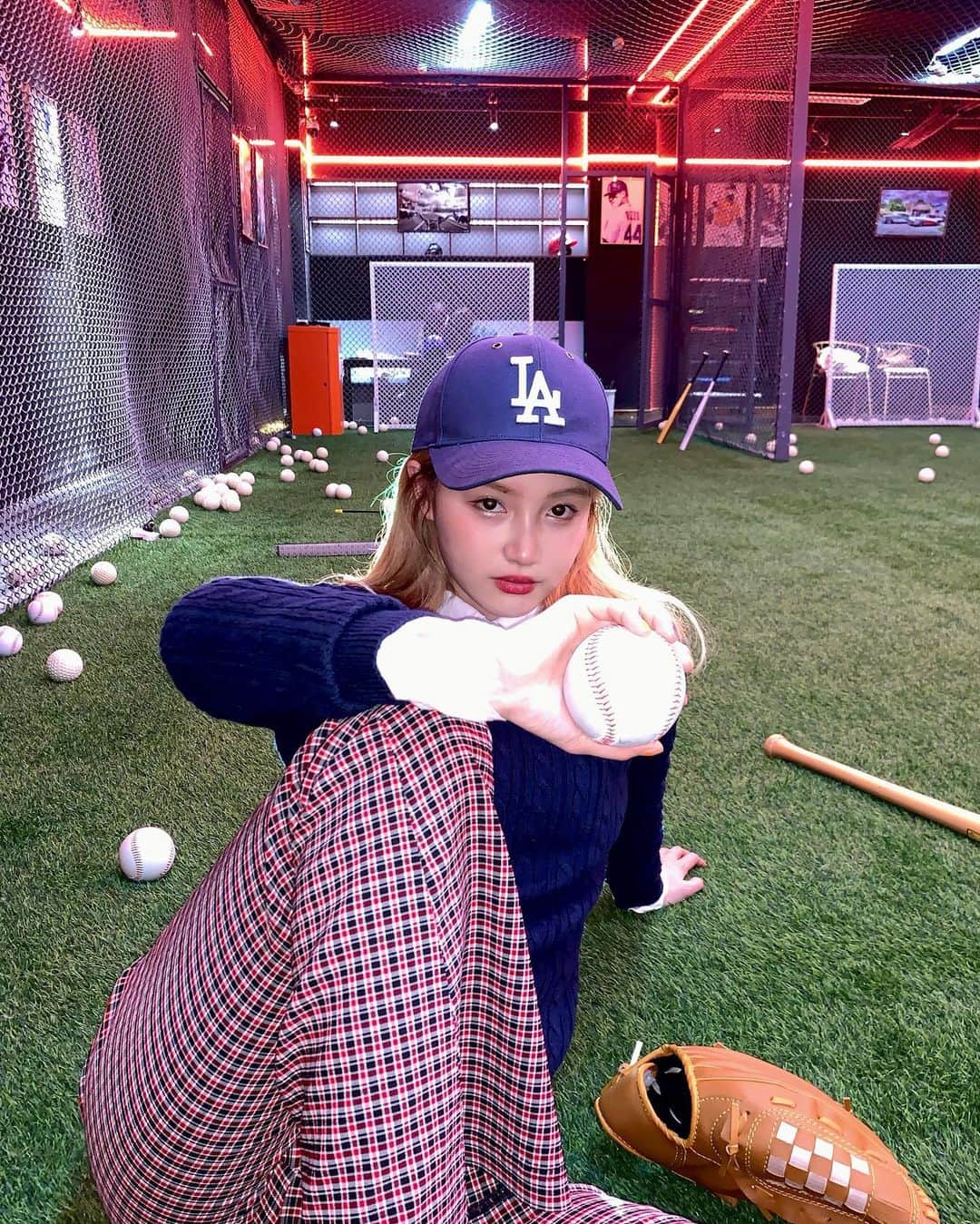 リン・シャオザイのインスタグラム：「⚾️」