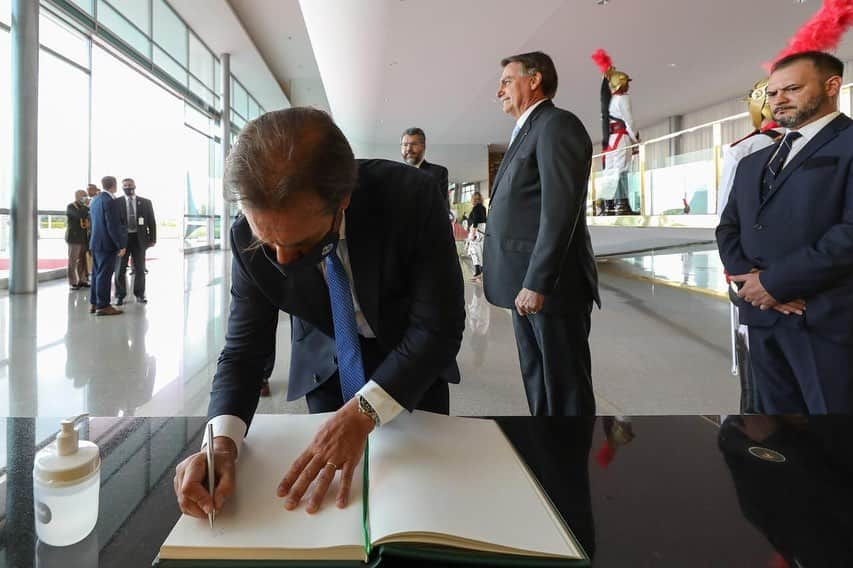 ジルマ・ルセフさんのインスタグラム写真 - (ジルマ・ルセフInstagram)「O Presidente Jair Bolsonaro recebeu Luis Alberto Lacalle Pou, Presidente do Uruguai, nesta quarta-feira (3). Na pauta, mudanças para o Mercosul e projetos de infraestrutura. Fotos: Marcos Corrêa/PR」2月4日 6時36分 - presidenciadobrasil