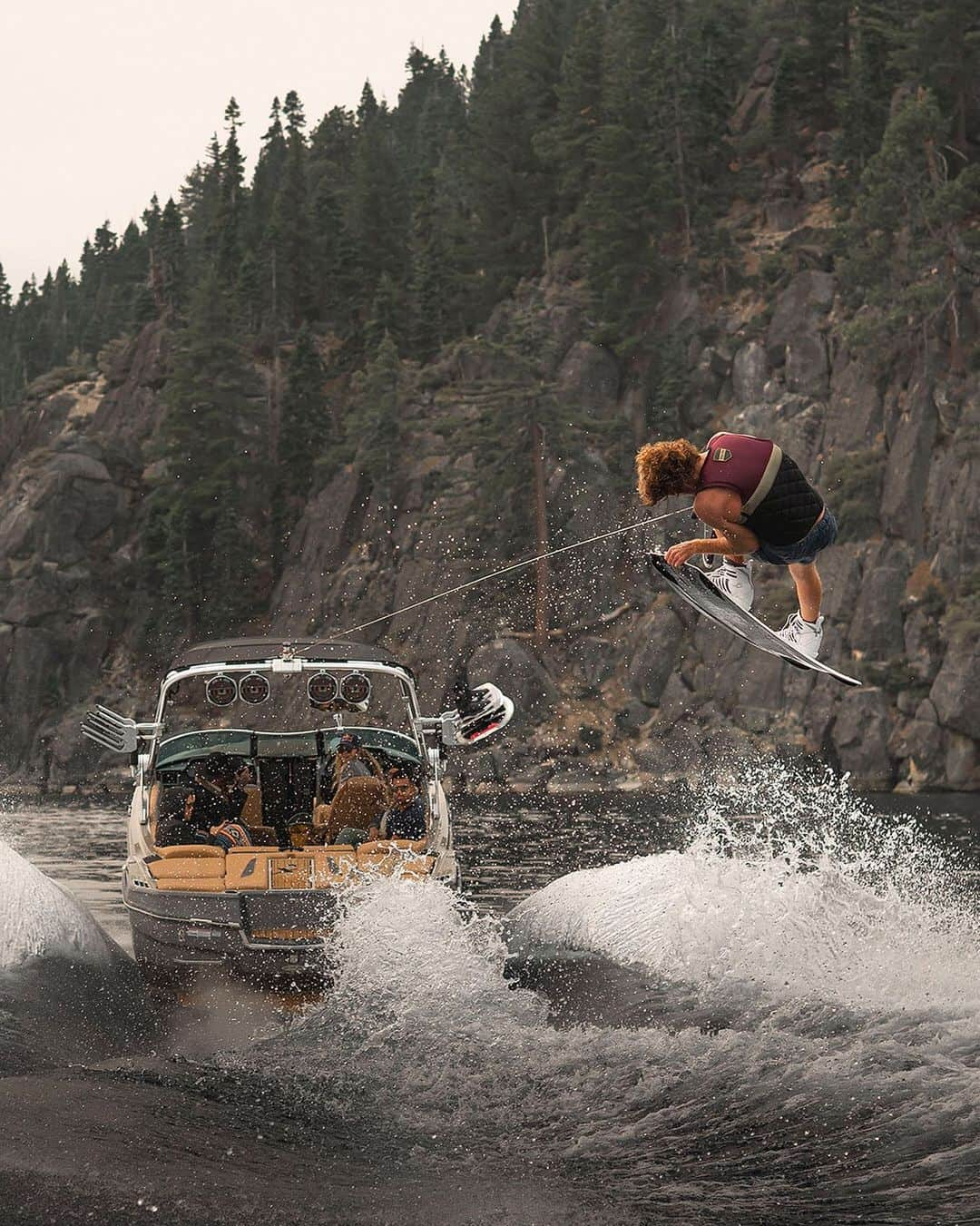 ボディーグローブさんのインスタグラム写真 - (ボディーグローブInstagram)「Alpine explorations with @bobsoven  ~~ 📷 @tsode  #bodyglove #bodyglovegirl #allthingswater #pfd #pfds #lifevests #lifejackets #personalfloation #personalfloationdevice #bodyglovepfd #watersafety #safetyfirst #besafe #flotation #stayabovewater #bettersafethansorry #laketahoe #wakeboarding #wakesurfing #wakelife #alliancewake #waketricks #alpine #wakerider #wakeboarder #alpinelake #wakeboard #surfwake #coastguardapproved #uscga」2月4日 6時36分 - bodyglove