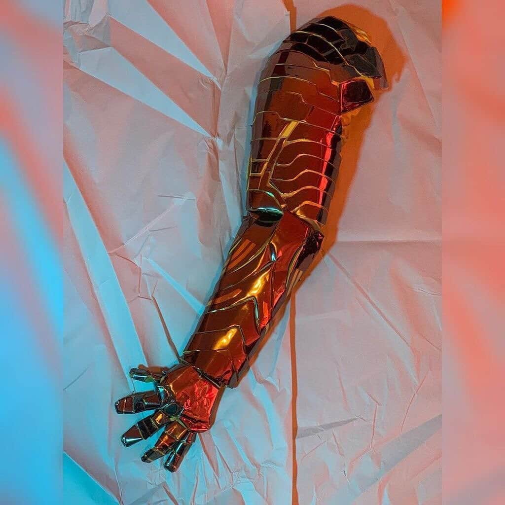 Marvel Entertainmentさんのインスタグラム写真 - (Marvel EntertainmentInstagram)「Bucky...? Here are some of our favorite DIY creations for #MarvelMission: Winter Soldier's bionic arm! See more on Marvel.com.」2月4日 8時06分 - marvel