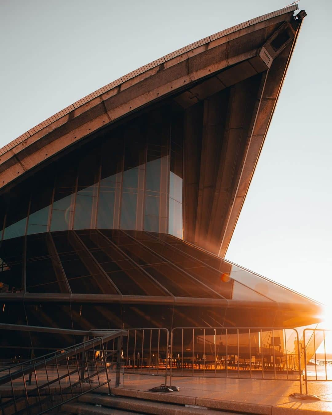 Nikon Australiaさんのインスタグラム写真 - (Nikon AustraliaInstagram)「"My sessions usually involve waking up early, packing up the gear and chasing the sunrise. On this particular day, the clouds decided not to play along so I got up closer to the iconic wonder and used the angles and the sun to my advantage.   I enjoy capturing the type of photos that make people feel like they were right there in that moment when they see it. I have been using the D850 for just over 2 years now and it's an absolute beast. Performs in almost any situation." - @sydneywayfarer   Camera: Nikon D850 Lens: AF-S NIKKOR 24-70mm f/2.8G ED Settings: f/5  1/250  ISO 100  #Nikon #MyNikonLife #NikonAustralia #NikonD850 #Sunrise #OperaHouse #SydneyIcons #UrbanPhotography #Architecture #ArchitecturePhotography」2月4日 9時00分 - nikonaustralia