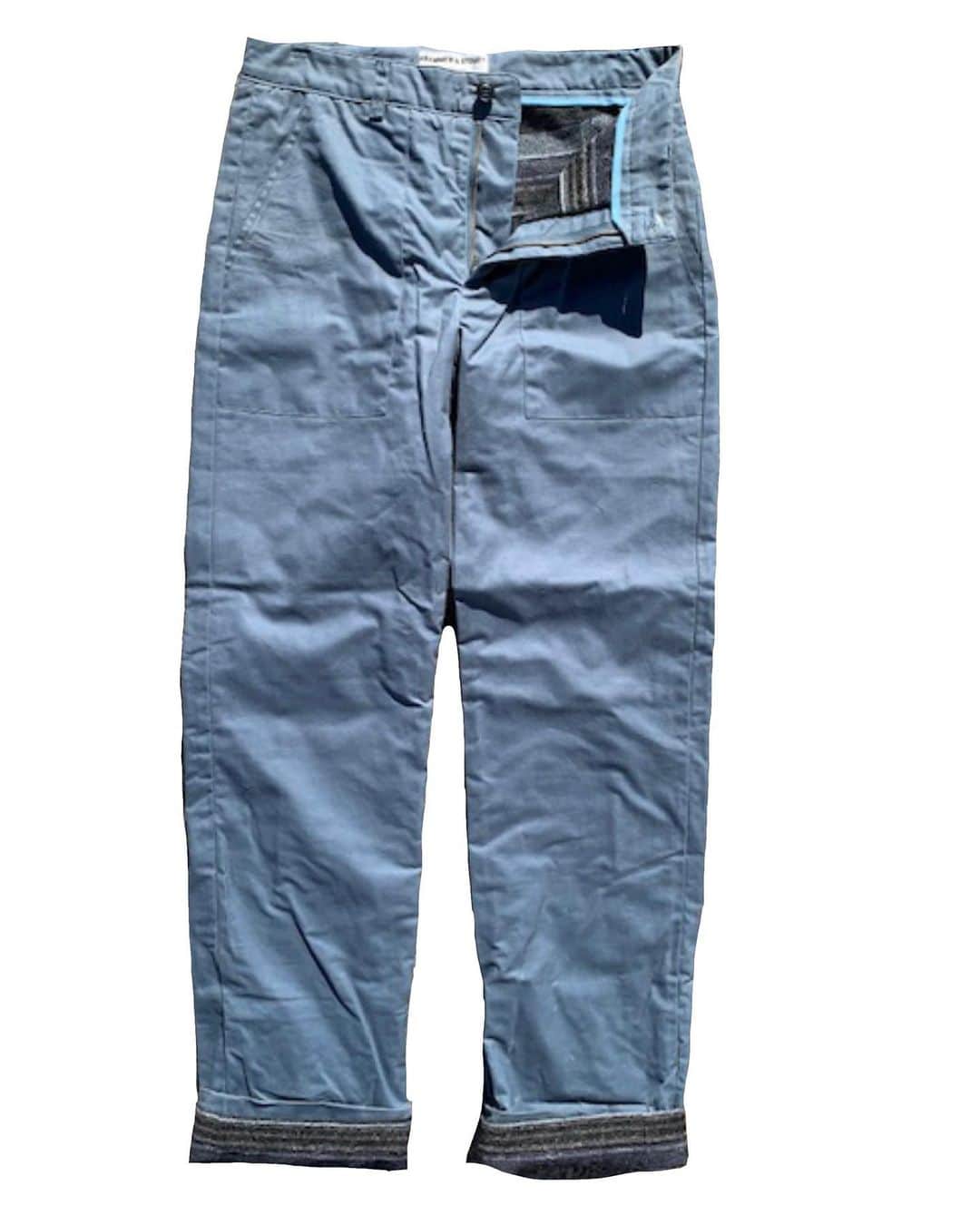 クラマー&スタウトのインスタグラム：「Wax cotton trouser. Fully flannel lined. 2 front patch pockets. 2 back patch pockets. Button - zip fly. One off shown at Men’s Week fashion show in New York. Size 30 waist 32 inseam.」