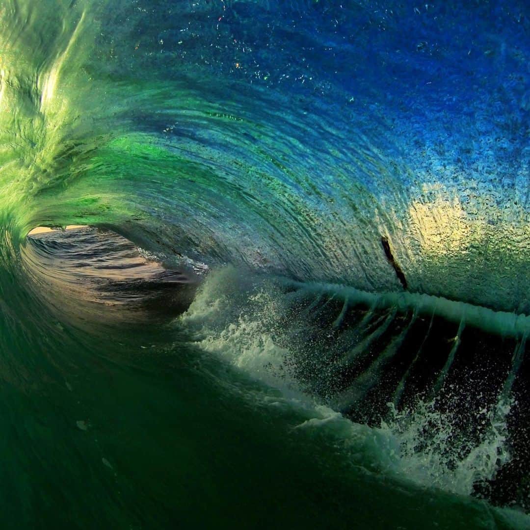Robbie Crawfordのインスタグラム：「Beware of trench @smkflwr #GoPro」