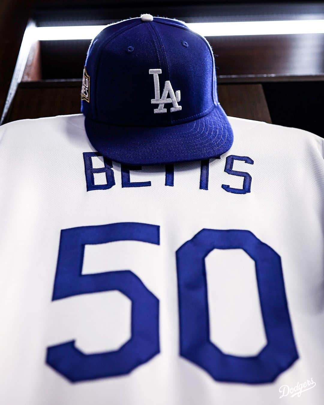 Los Angeles Dodgersさんのインスタグラム写真 - (Los Angeles DodgersInstagram)「Best jersey in baseball and it’s not even close.」2月4日 10時41分 - dodgers