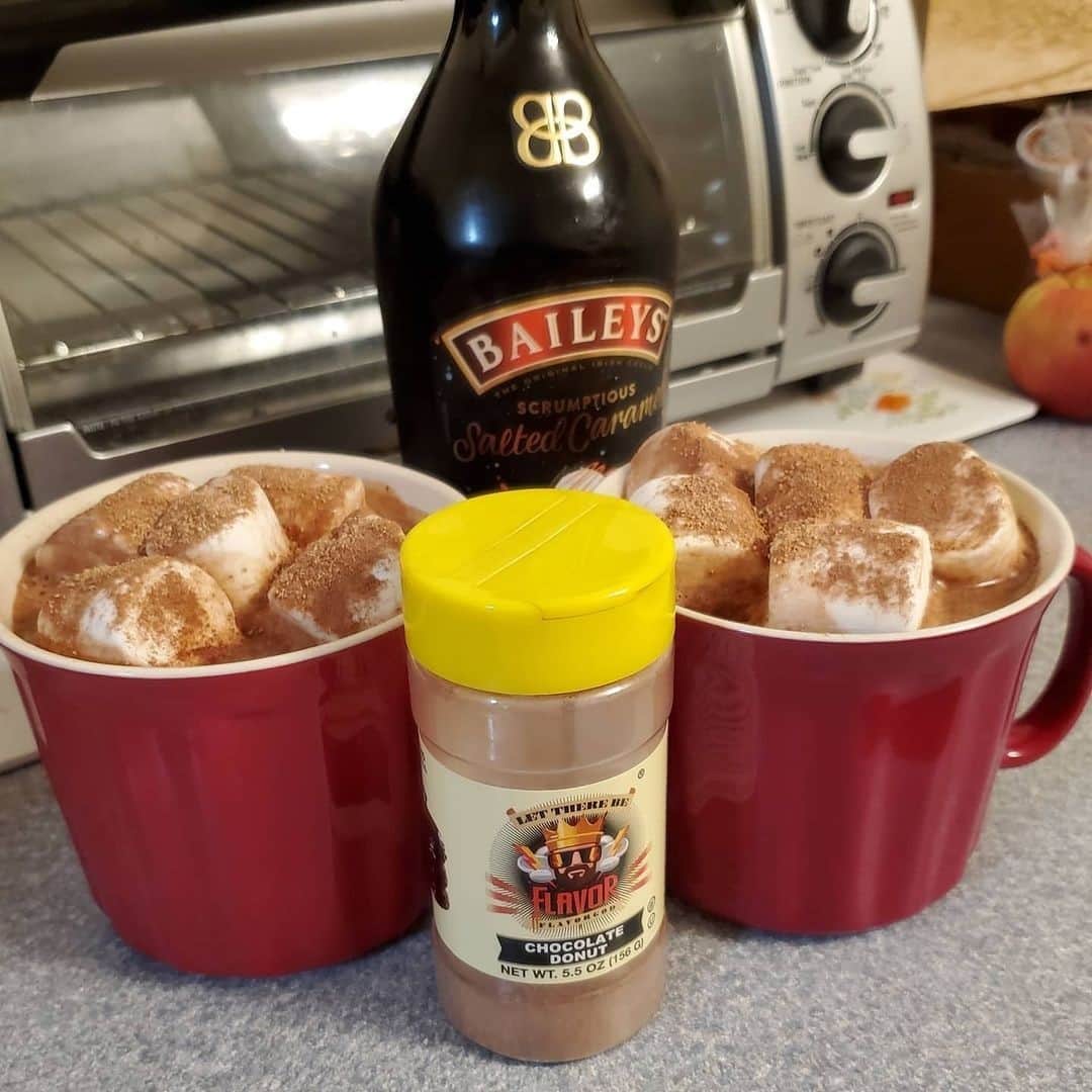 Flavorgod Seasoningsさんのインスタグラム写真 - (Flavorgod SeasoningsInstagram)「How do we keep warm on chilly nights!? A little Baileys + Flavorgod Chocolate Donut. Cocoa with style!!⁠ -⁠ 📷 @myfurkidsandmeer⁠ @baileysofficial⁠ -⁠ Add delicious flavors to your meals!⬇️⁠ Click link in the bio -> @flavorgod  www.flavorgod.com⁠ -⁠ Flavor God Seasonings are:⁠ 🍩ZERO CALORIES PER SERVING🍩⁠ 🍩MADE FRESH⁠ 🍩MADE LOCALLY IN US⁠ 🍩FREE GIFTS AT CHECKOUT⁠ 🍩GLUTEN FREE⁠ 🍩#PALEO & #KETO FRIENDLY⁠ -⁠ #food #foodie #flavorgod #seasonings #glutenfree #mealprep #seasonings #breakfast #lunch #dinner #yummy #delicious #foodporn」2月4日 11時01分 - flavorgod